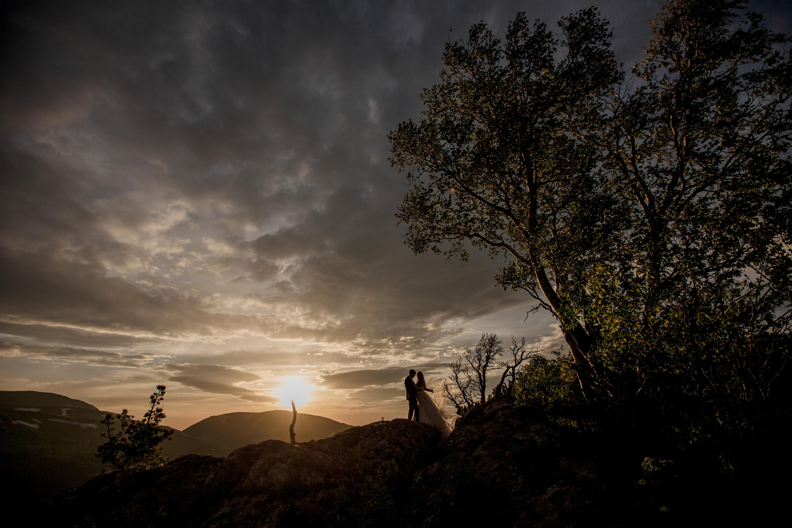 Слава и Рита прогулка в горах. Свадебный и семейный фотограф в Краснодаре