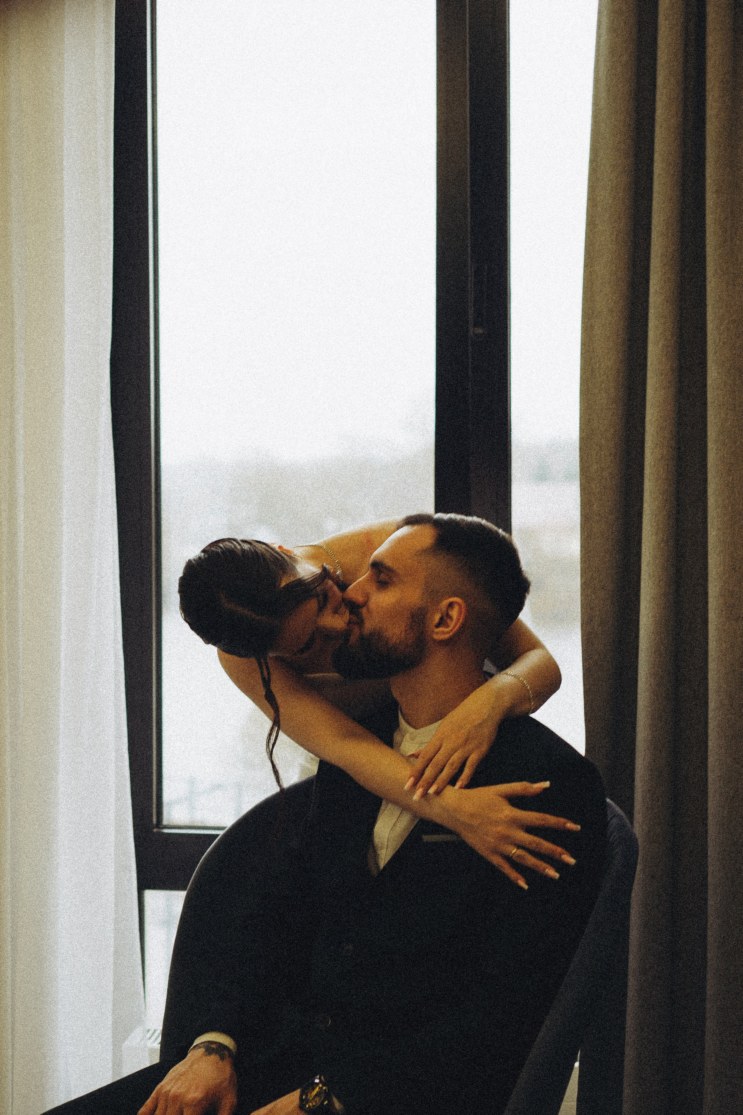 СВАДЕБНАЯ СЬЕМКА СБОРОВ ЖЕНИХА И НЕВЕСТЫ В ОТЕЛЕ И ТАКЖЕ ФОТОСЕССИИЯ В ОТЕЛЕЕ МЕГАПОЛИС БРЯНСК. Профессиональный фотограф, Санкт-Петербург — Виктория Богомолова