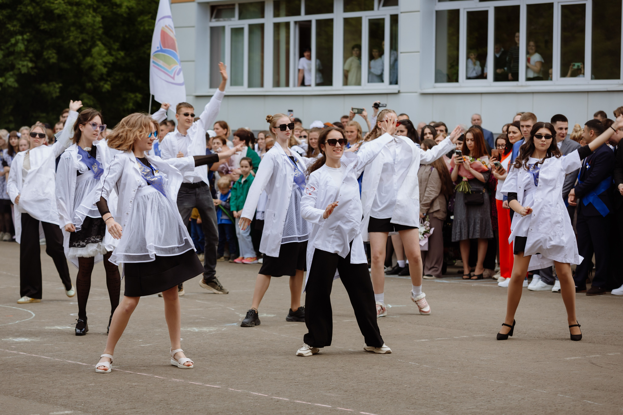 Последний звонок 2024 (3 часа фотосъемки). Профессиональный фотограф Надежда Антонова