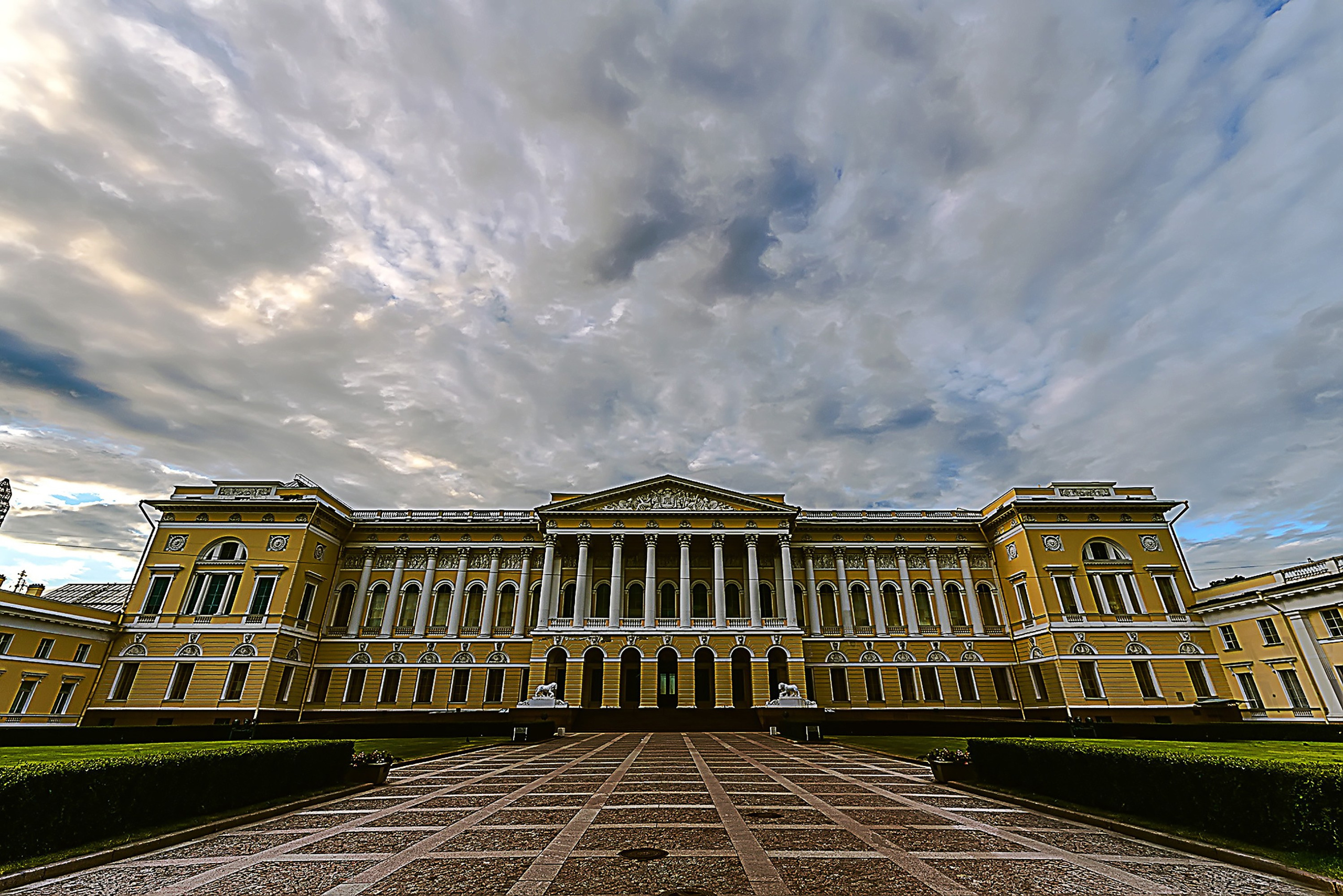 Пушкинский музей в санкт-петербурге