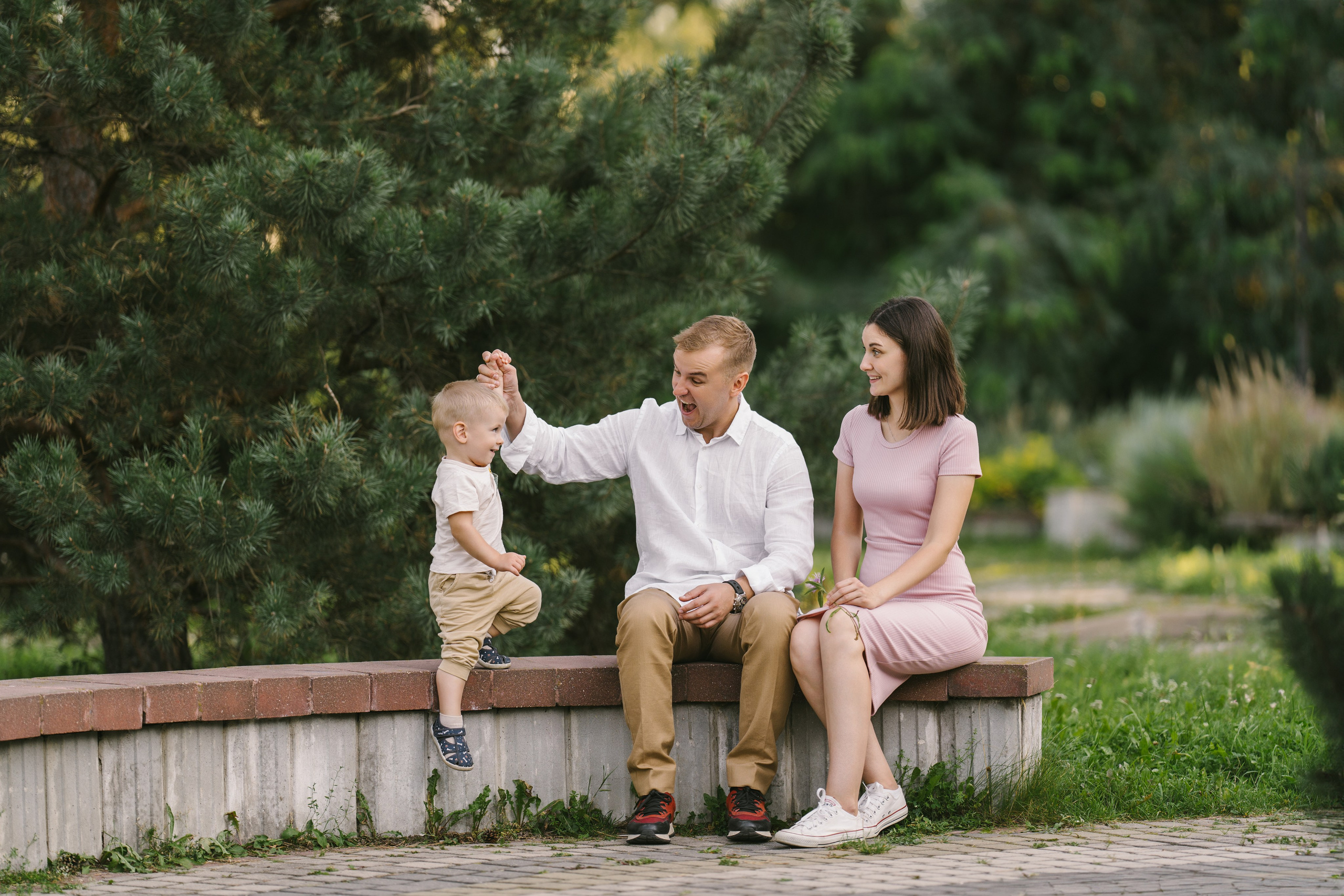 Семейная фотосессия в парке. Детский, семейный и ньюборн фотограф в Москве Юлия Шуарт