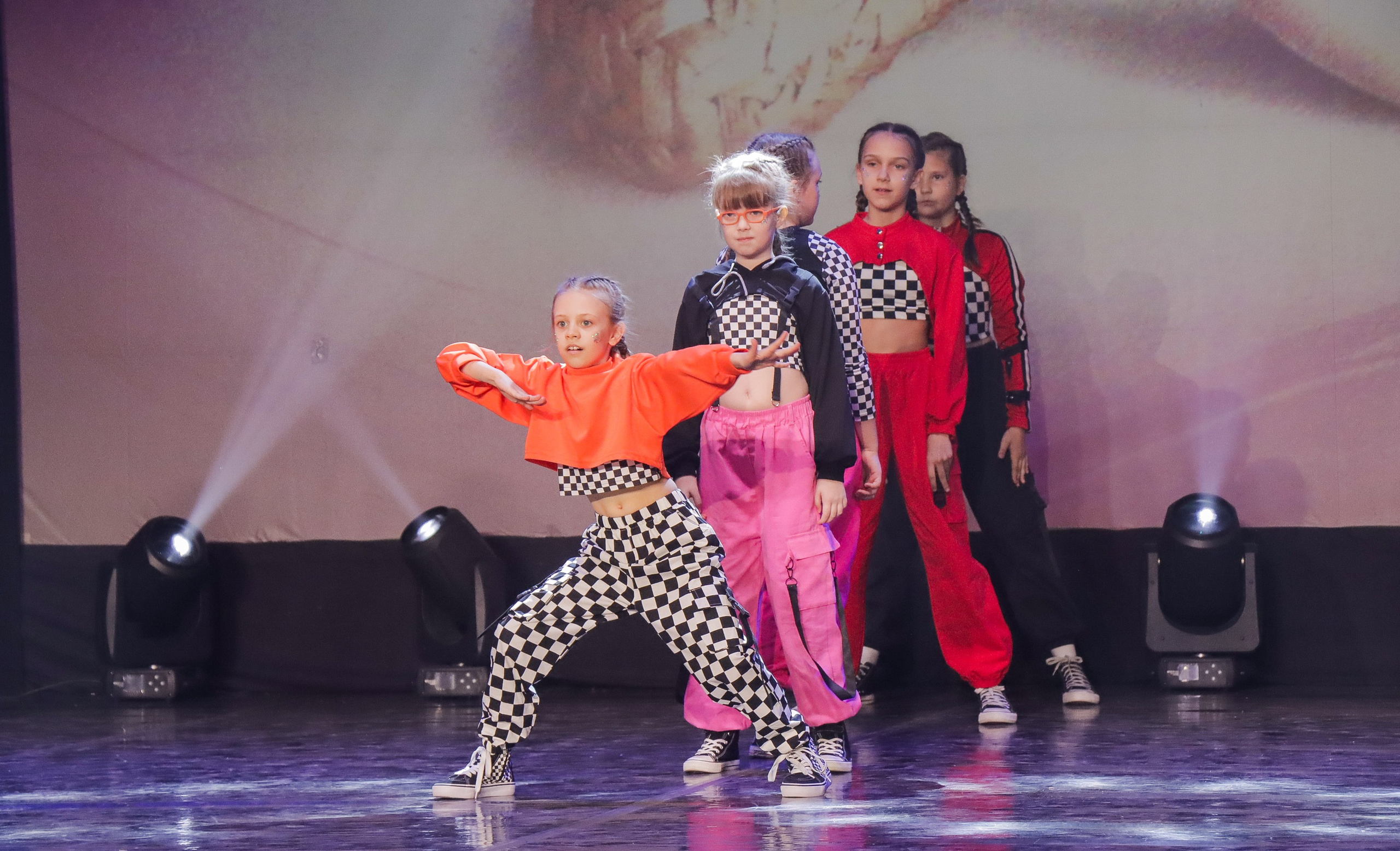 01.06.2024 Фестиваль-конкурс «Мир под названием — Искусство танца» г. Кострома. Медиастудия Фото Концепт