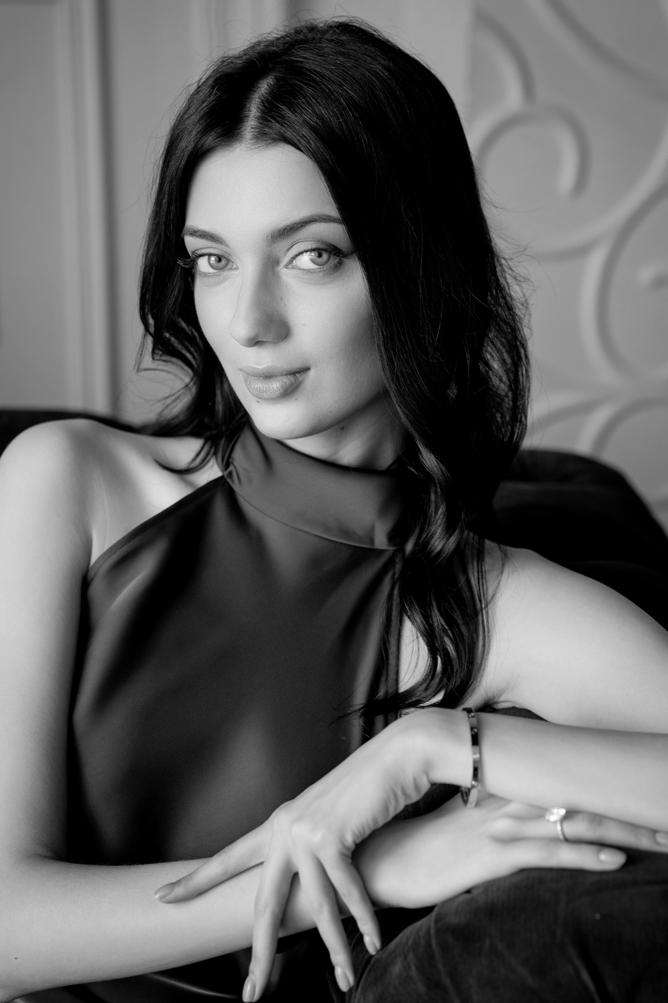 Студийная индивидуальная фотосессия. Портретный фотограф Олеся Владимирова в Москве