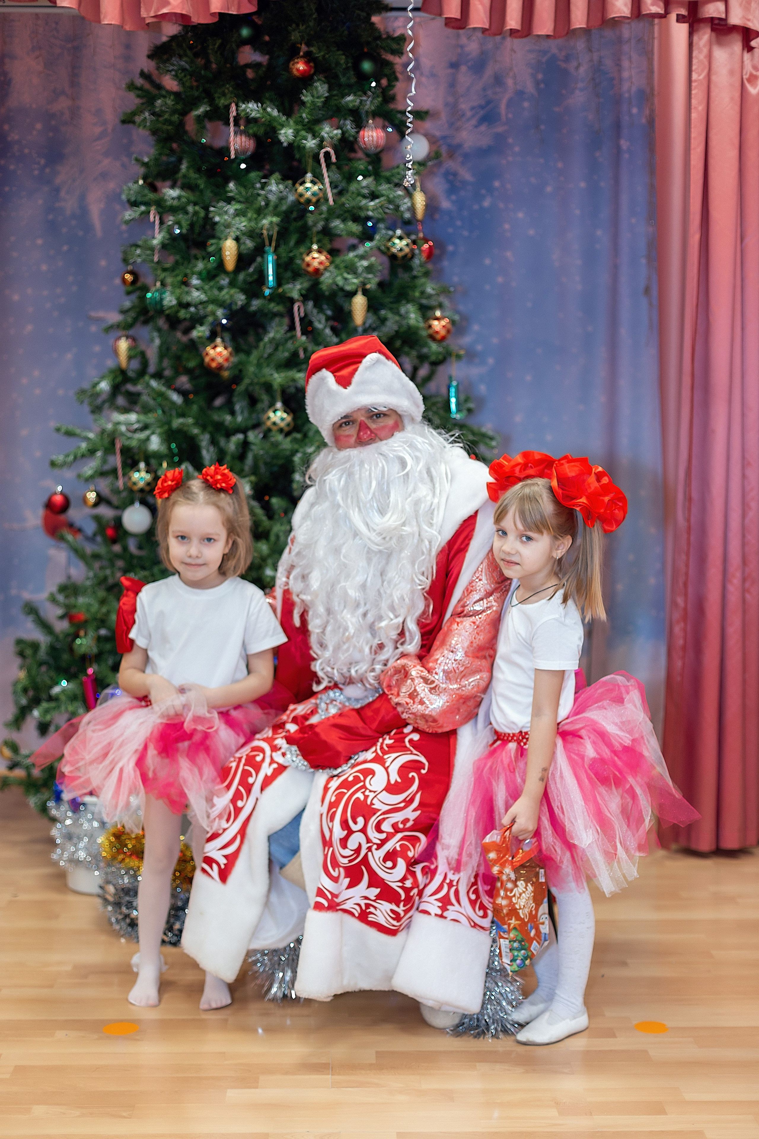 Утренник_"Карамельная фабрика» 2024. Семейный фотограф в Санкт-Петербурге