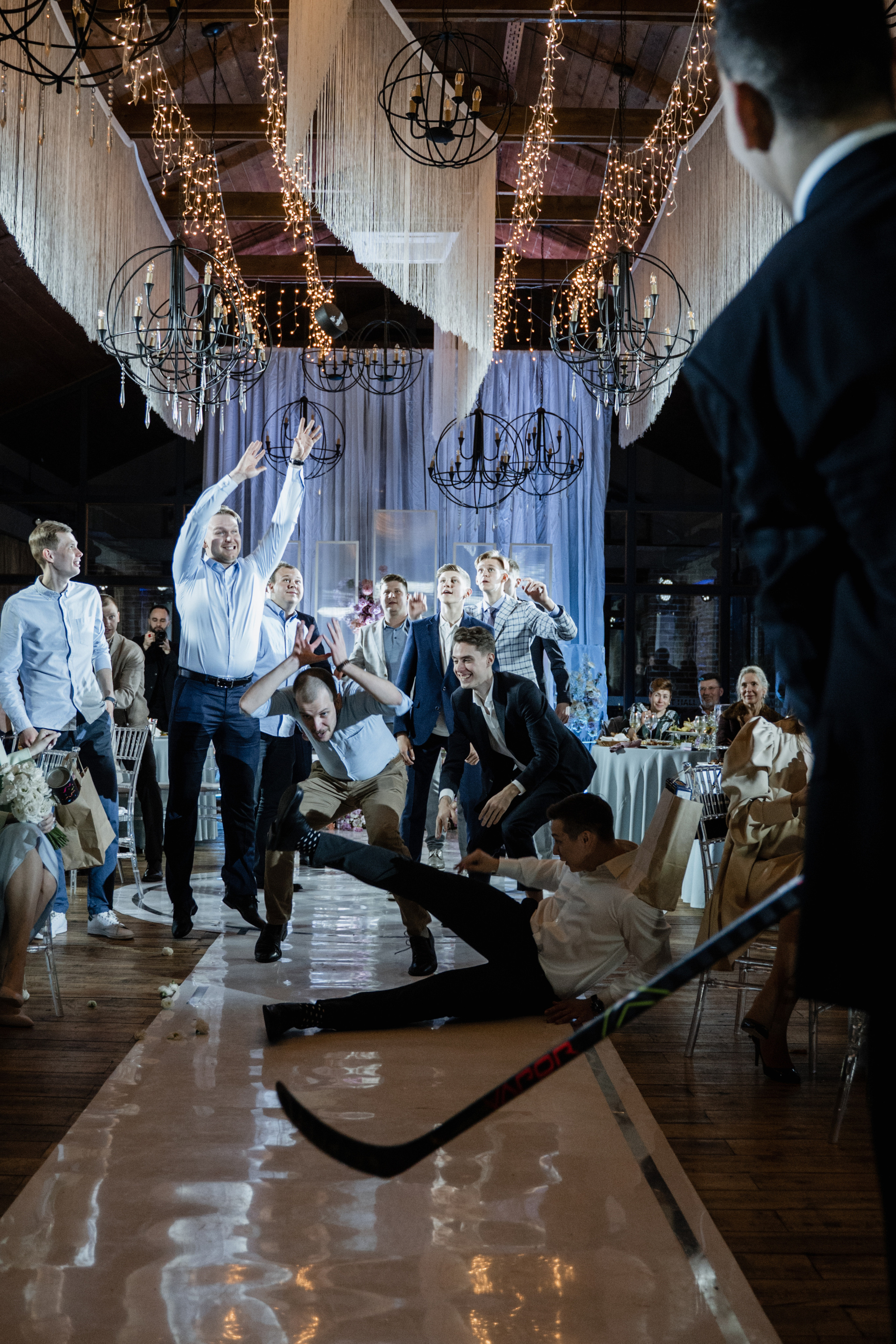 Лед и нежность. Свадьба хоккеиста и его возлюбленной. VENSKAYA WEDDING & EVENT PLANNER