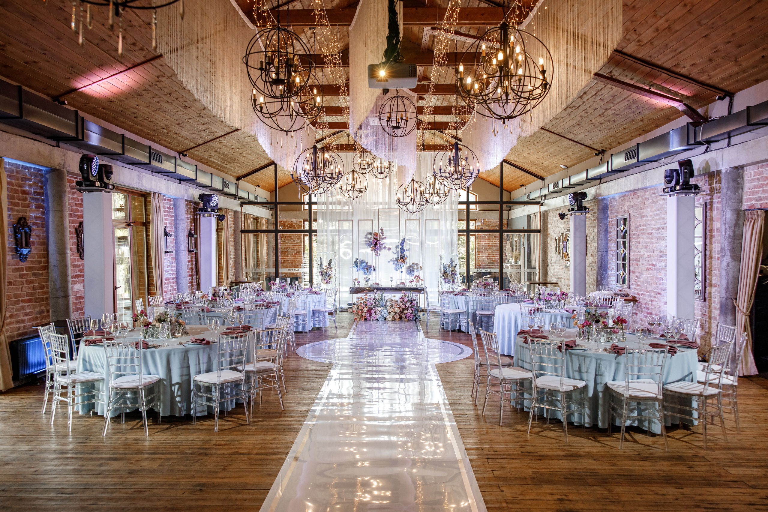 Лед и нежность. Свадьба хоккеиста и его возлюбленной. VENSKAYA WEDDING & EVENT PLANNER