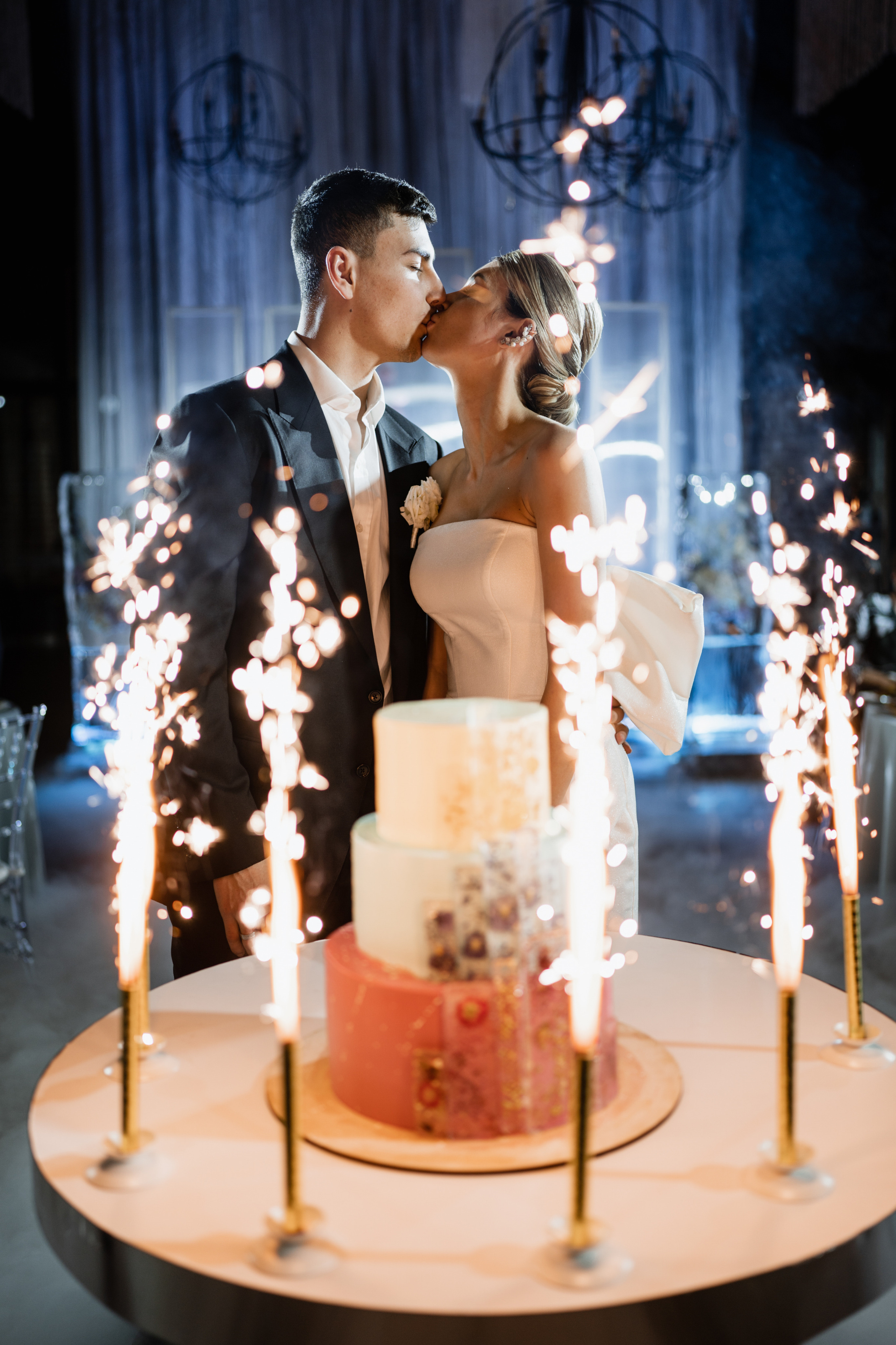 Лед и нежность. Свадьба хоккеиста и его возлюбленной. VENSKAYA WEDDING & EVENT PLANNER