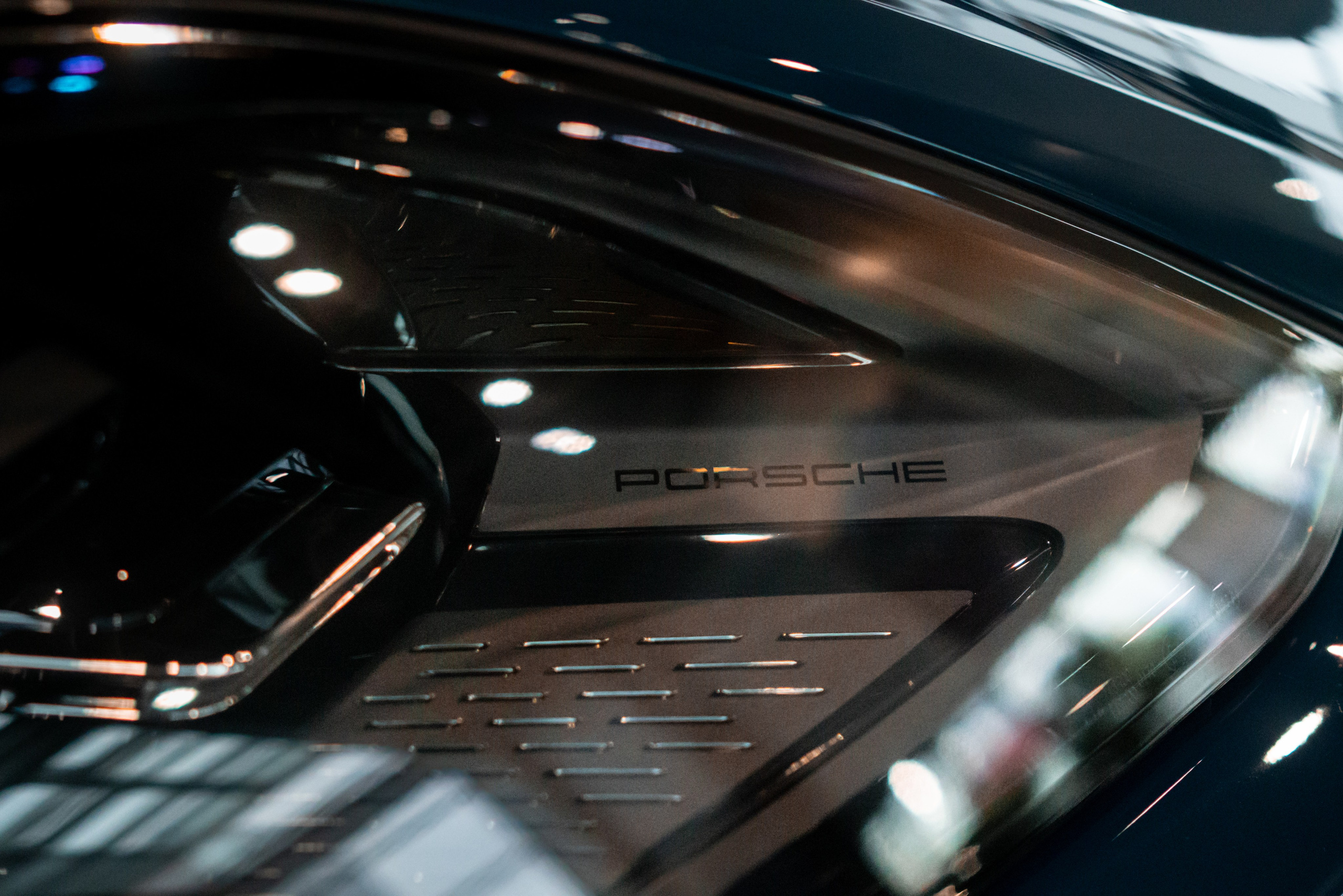 Автосалоны. Arturpw.ru