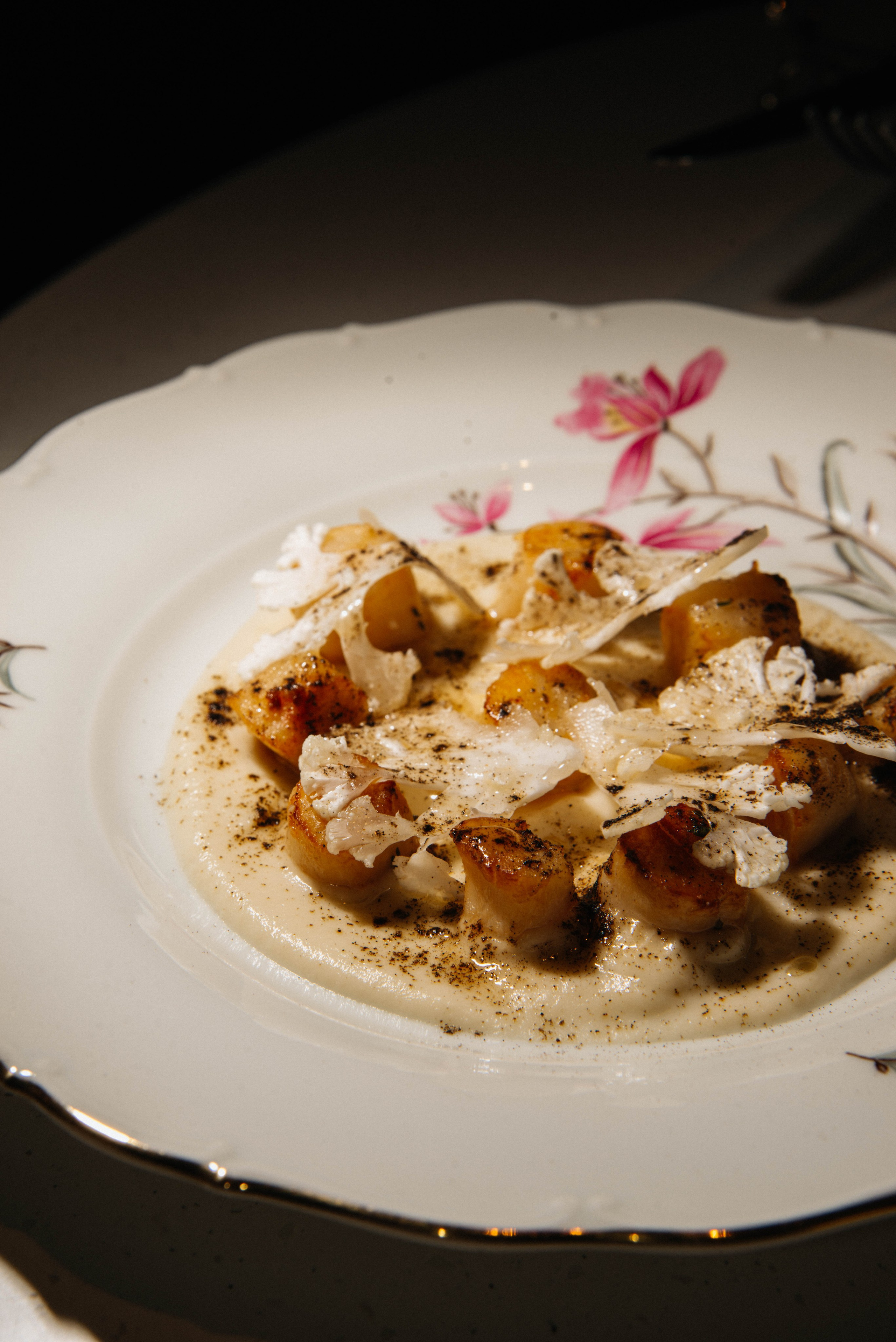 Контентная фотосессия для ресторана La Volte. Ксения Glossa. Портретный и репортажный фотограф в Самаре