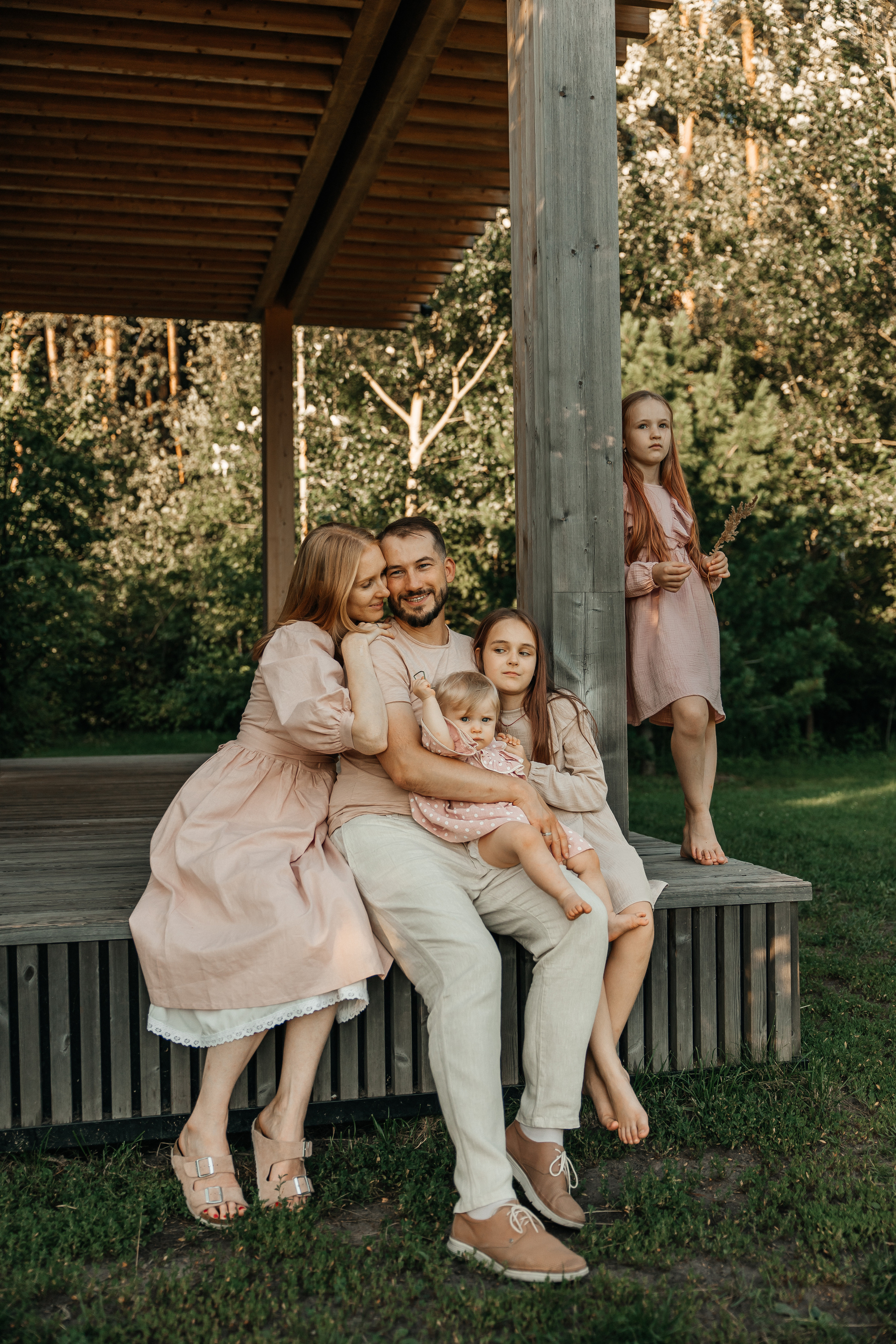 Dasha|Sergey|Arina|Agata|Sasha