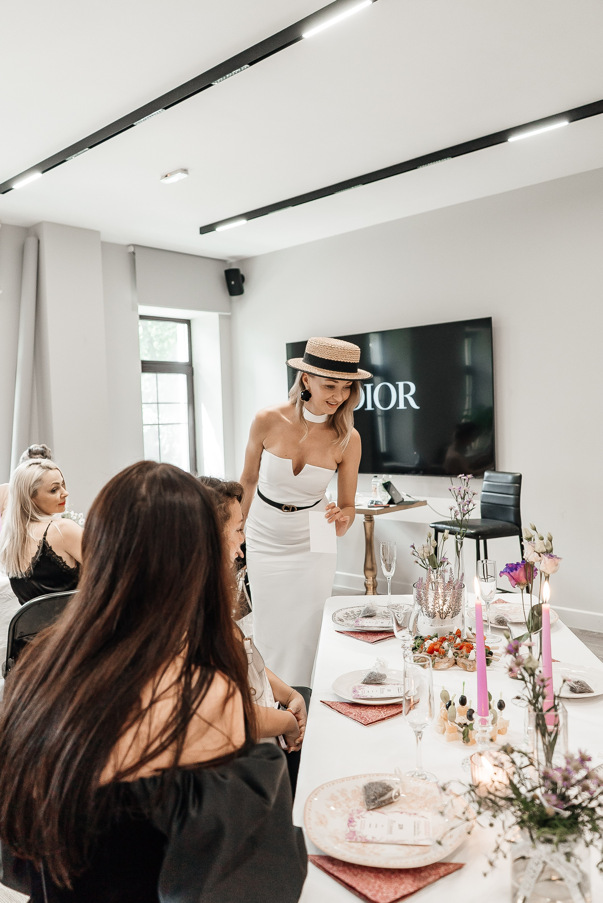 Фешн-бранч во Французском стиле «Дом Диор». Свадебный и семейный фотограф во Владивостоке Александра Глускер