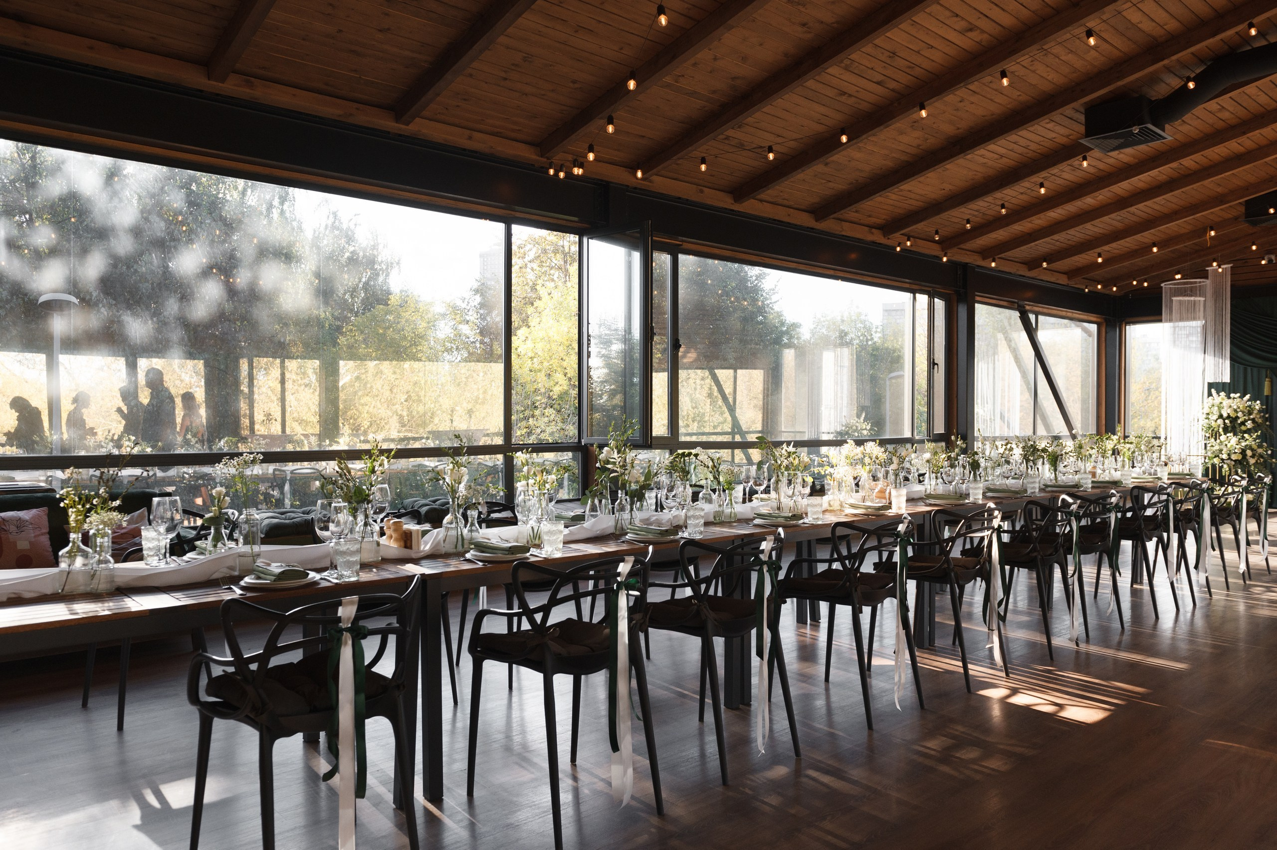 Свадьба в ресторане Берег в Москве. Праздничное агентство ПИОН