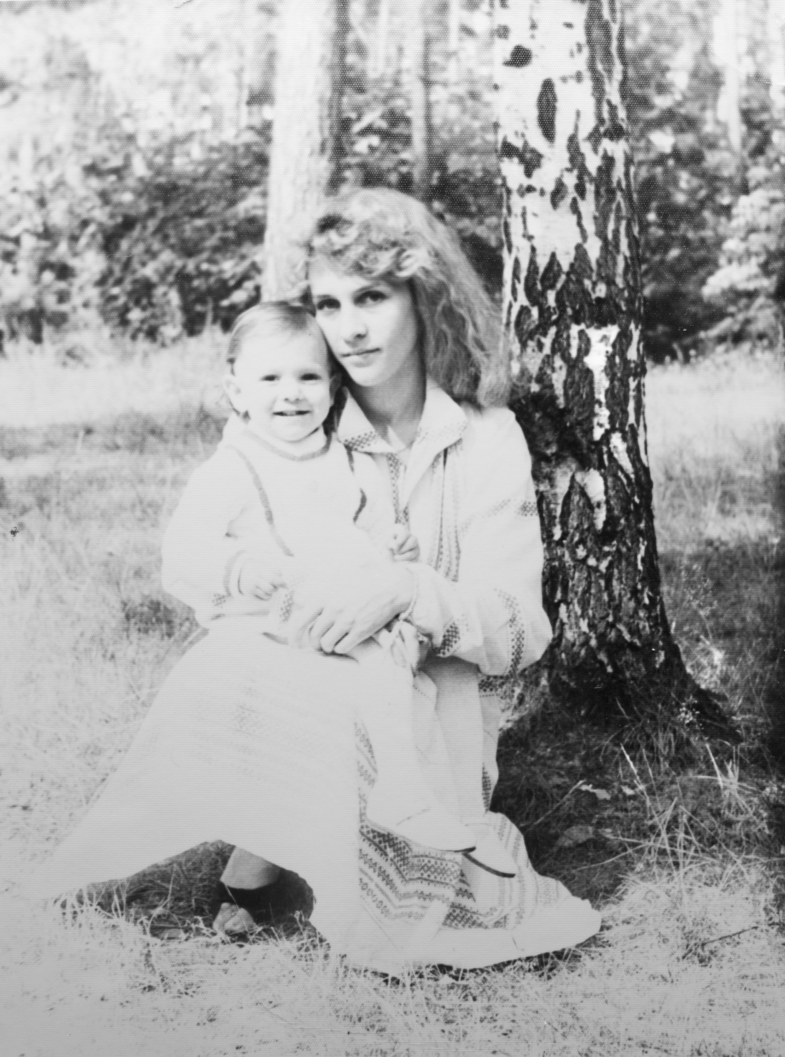 Личные фото. Школьные выпускные альбомы в Москве Марина Николаева