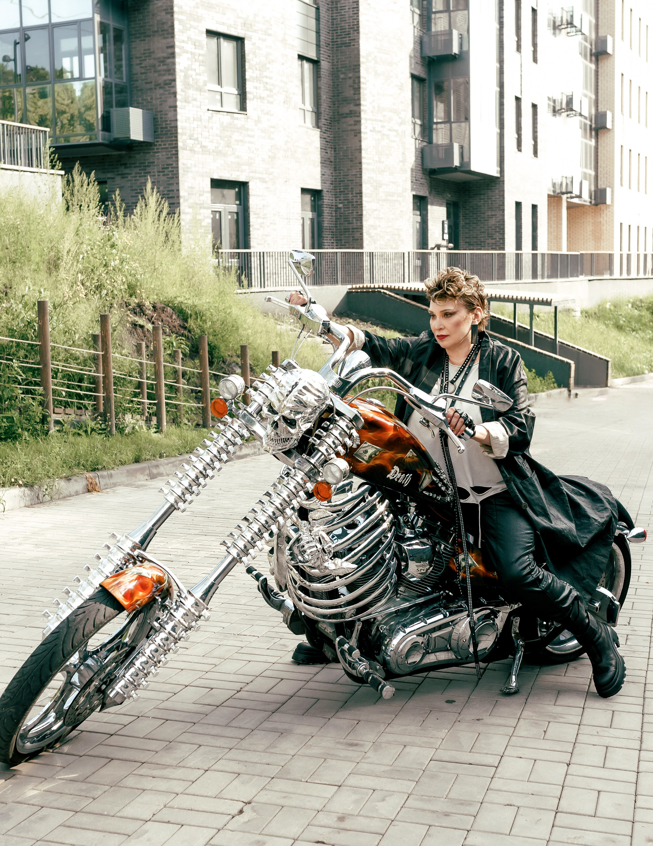 Женская фотосъемка с автомобилями. Фотограф Ким Наталья в Красноярске