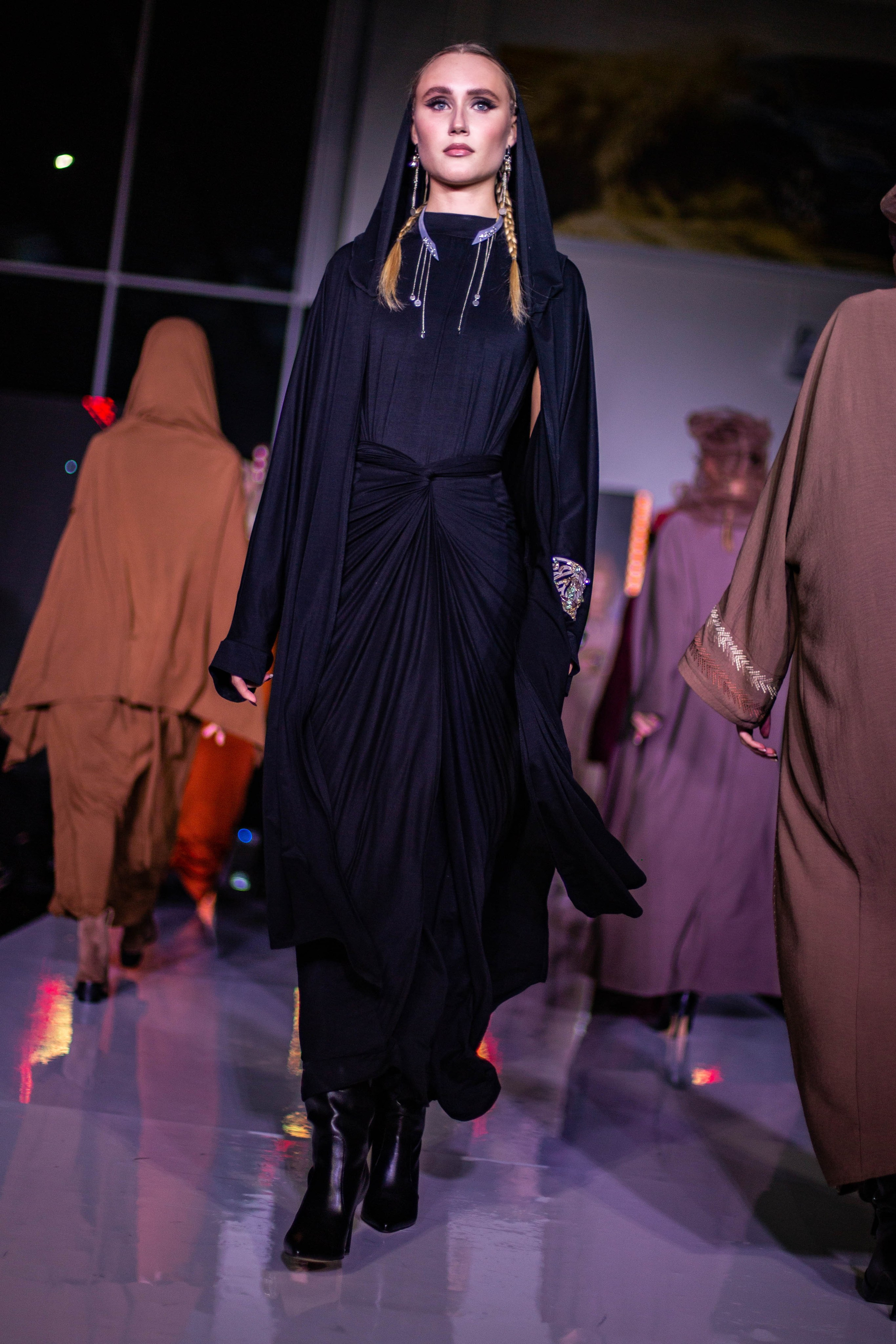 Crimean Tatar fashion show «Urba fashion day». Beye Shevkiyeva Photography