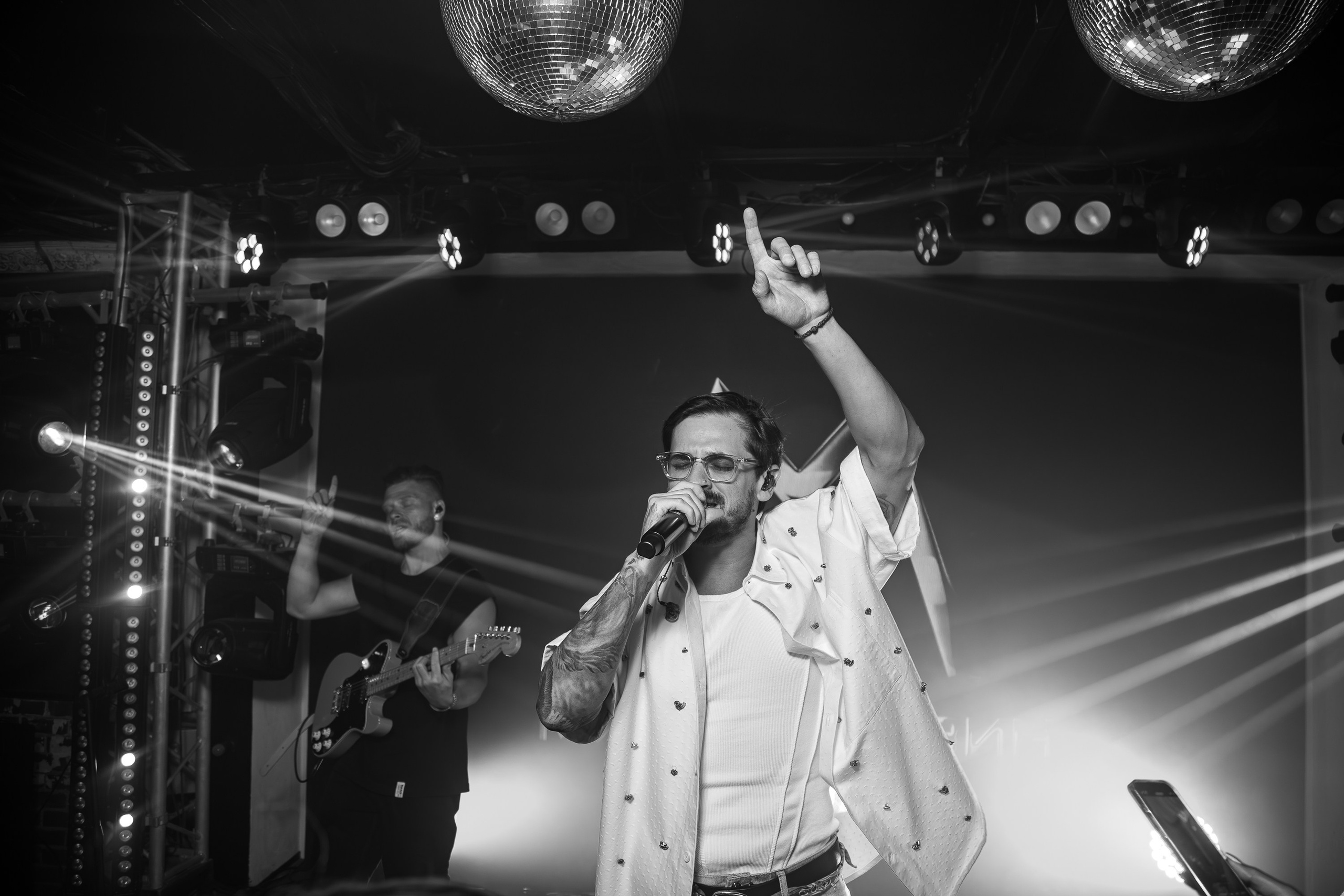 «МИША МАРВИН"_Чайка на пляже_Ялта_14.06.2025. Аминов Руслан | Фотограф