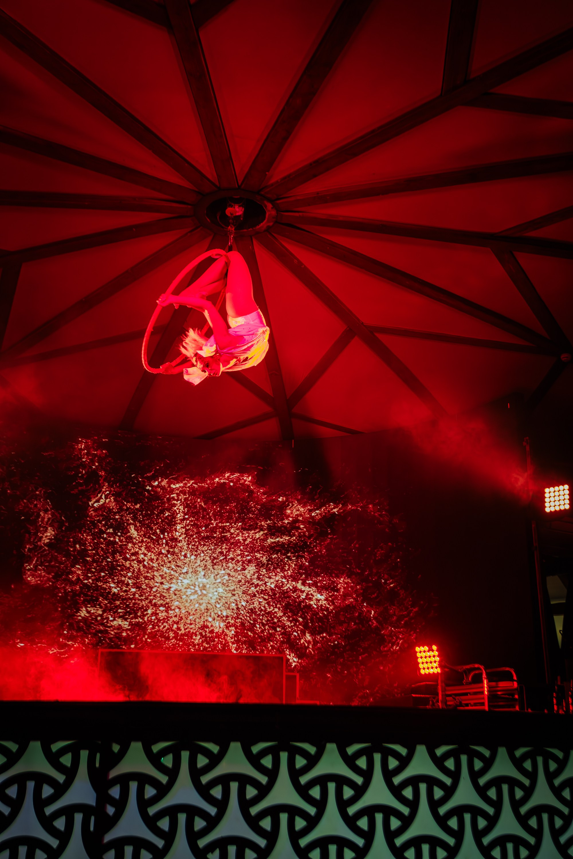 PTIZZA SHOW. Gold & Black in Ptizza Bar_Ялта_6.07.2025. Аминов Руслан | Фотограф