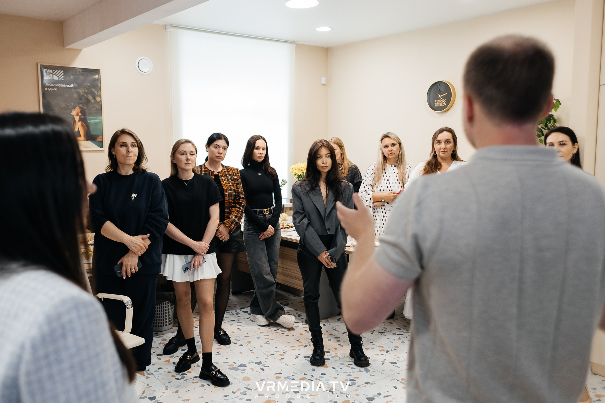 Business travel brunch