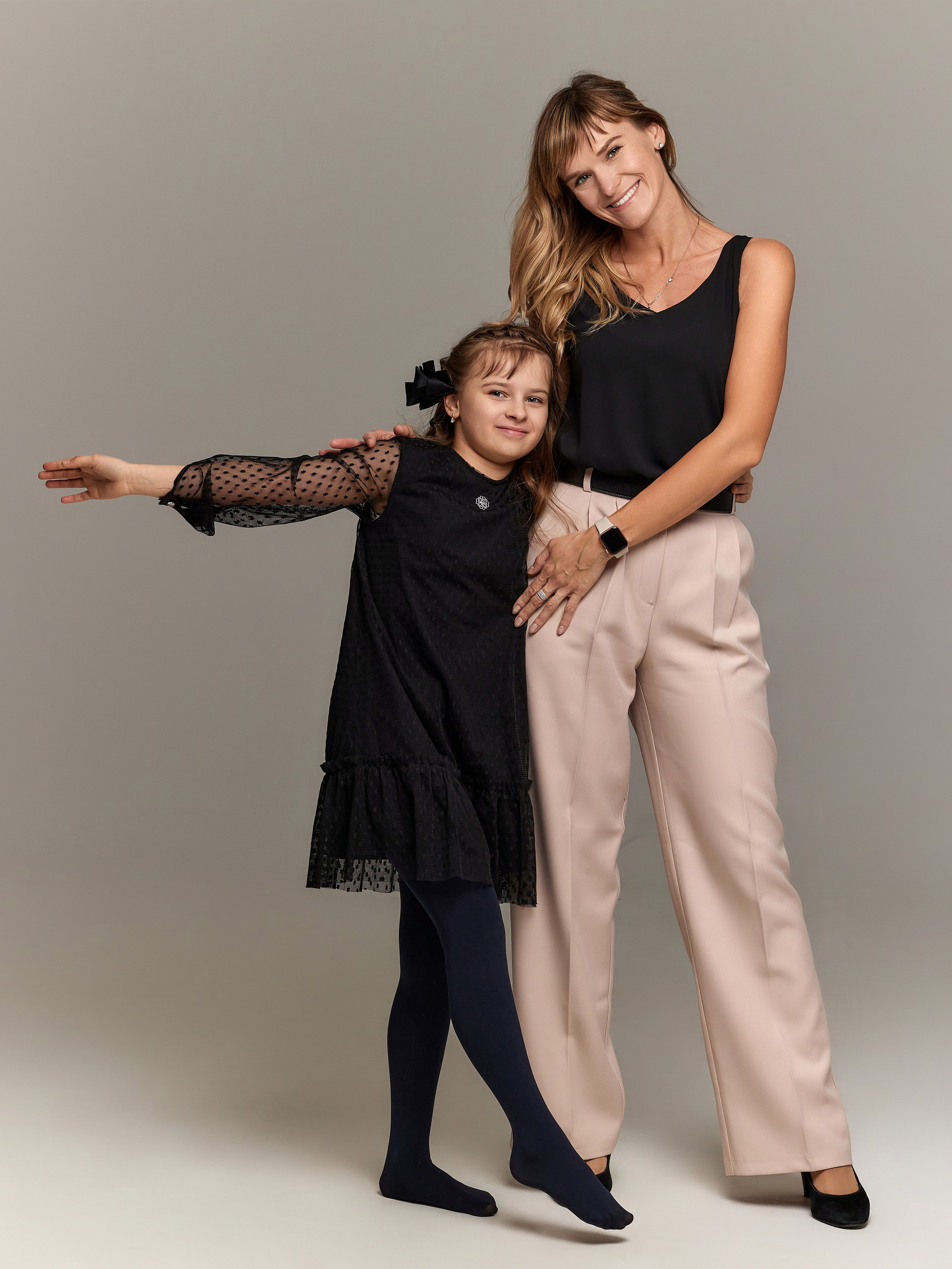 Виктория и Маша