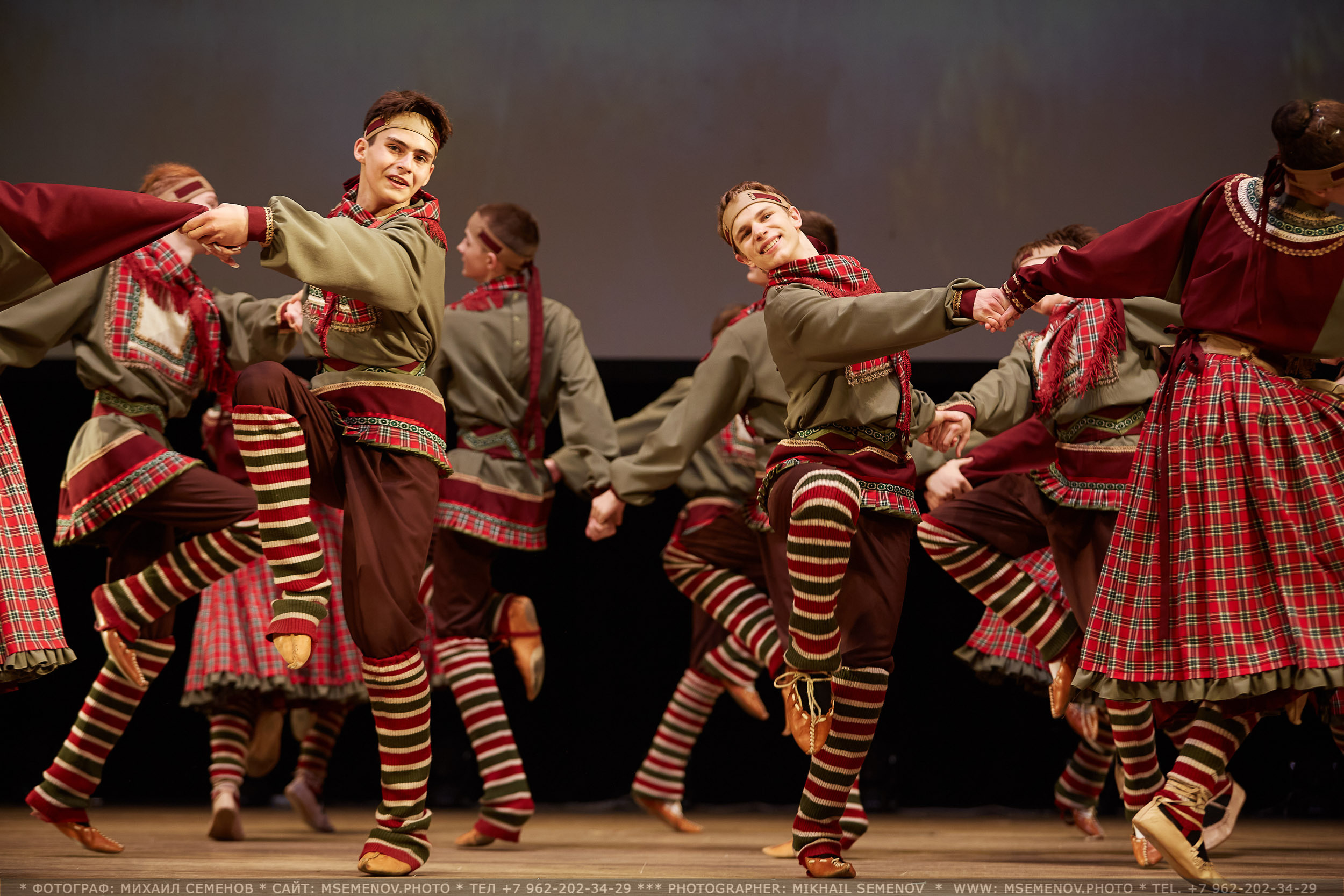 АНОНС Выпускной «Счастливое детство» 2023. Photographer for business Mikhail Semenov. Aqua photo studio, photo school