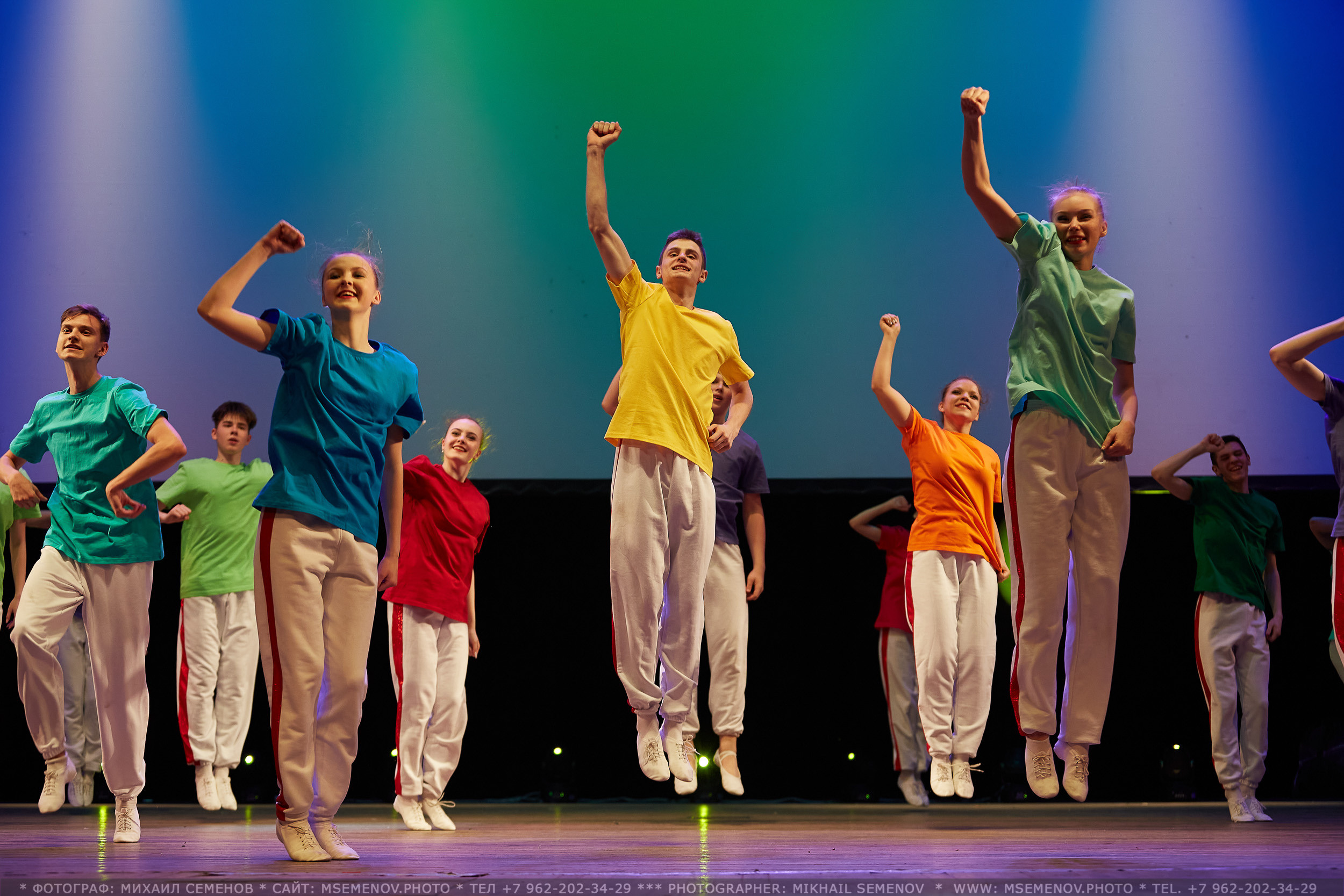 АНОНС Выпускной «Счастливое детство» 2023. Photographer for business Mikhail Semenov. Aqua photo studio, photo school