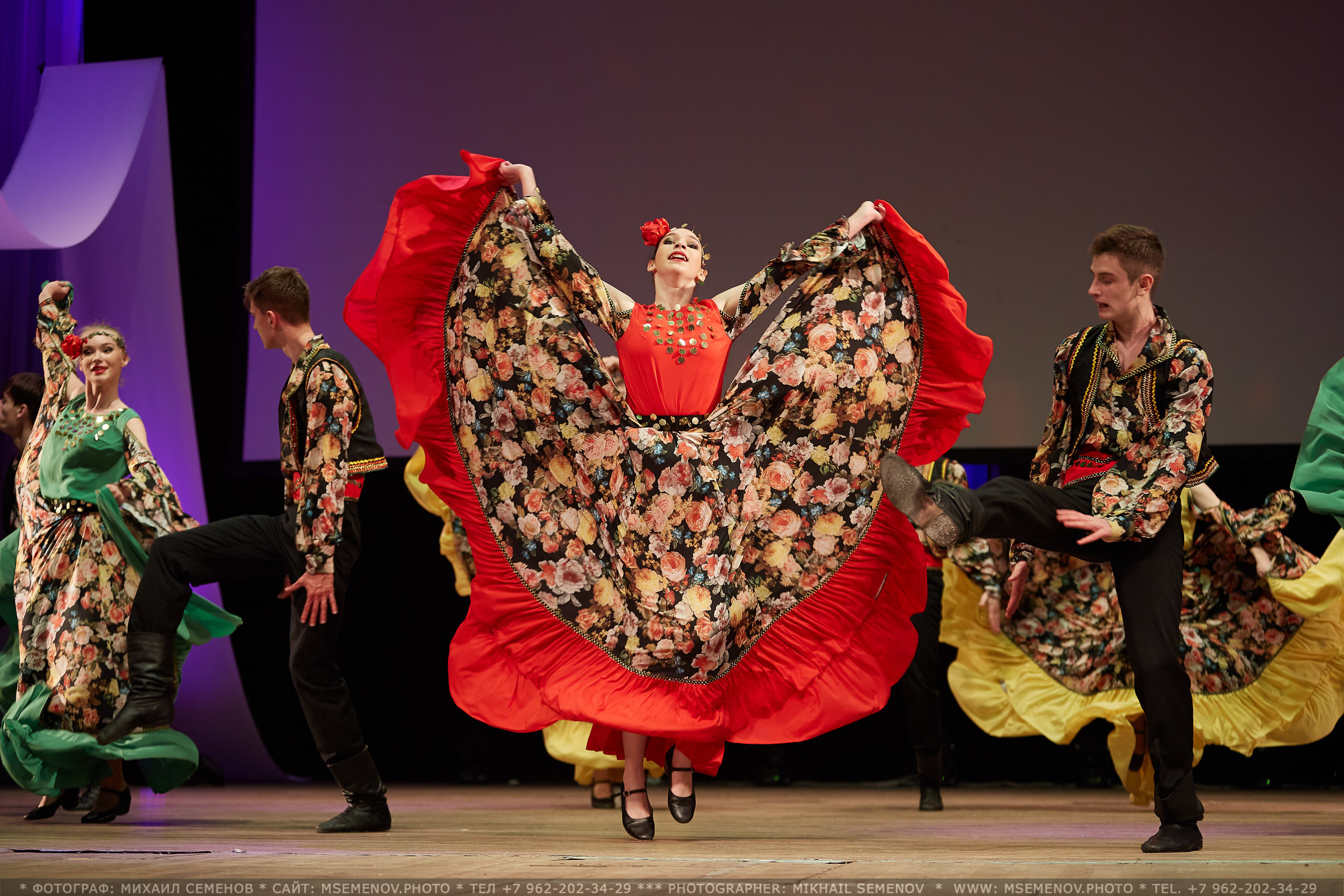 АНОНС Выпускной «Счастливое детство» 2023. Photographer for business Mikhail Semenov. Aqua photo studio, photo school