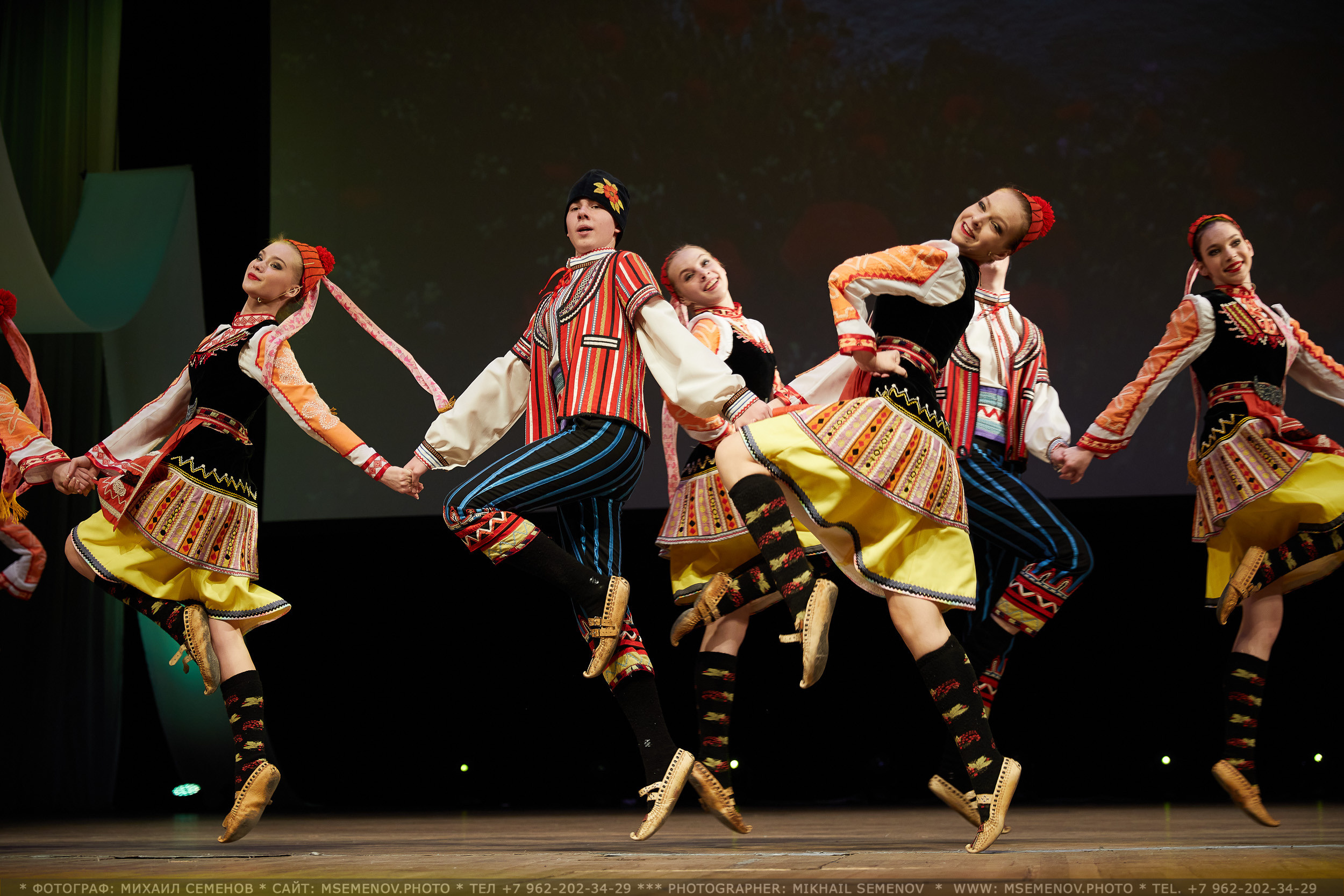 АНОНС Выпускной «Счастливое детство» 2023. Photographer for business Mikhail Semenov. Aqua photo studio, photo school