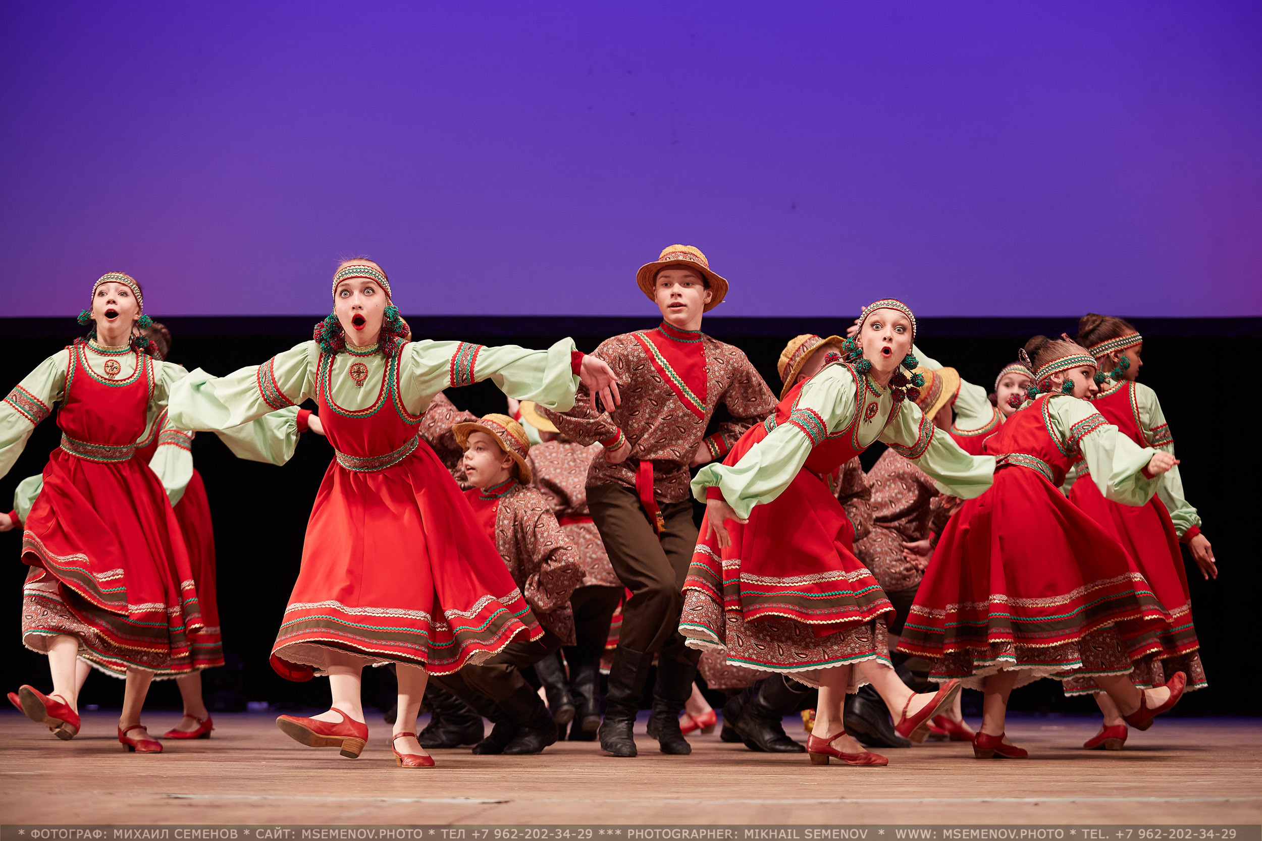 АНОНС Выпускной «Счастливое детство» 2023. Photographer for business Mikhail Semenov. Aqua photo studio, photo school