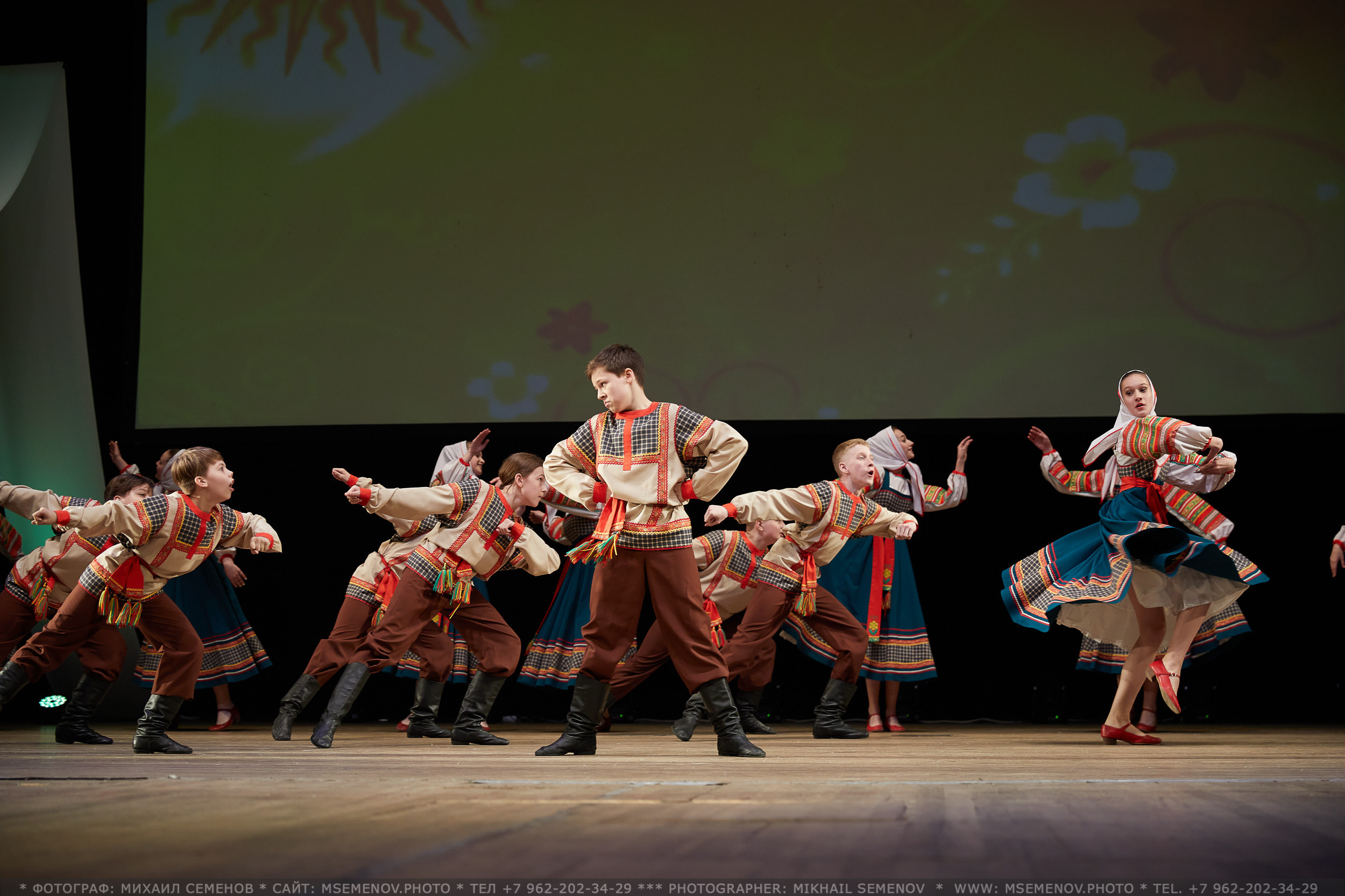 АНОНС Выпускной «Счастливое детство» 2023. Photographer for business Mikhail Semenov. Aqua photo studio, photo school