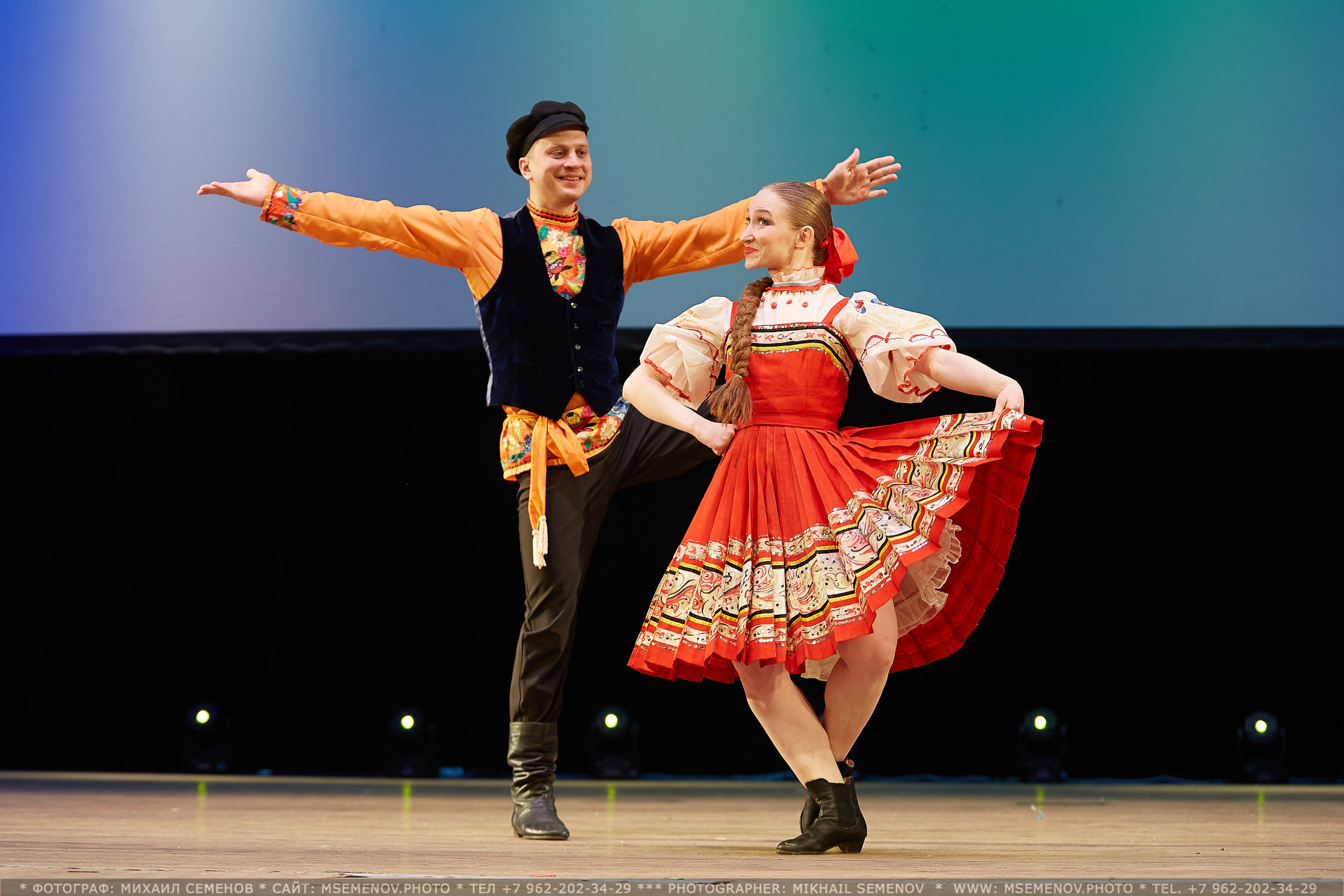 АНОНС Выпускной «Счастливое детство» 2023. Photographer for business Mikhail Semenov. Aqua photo studio, photo school