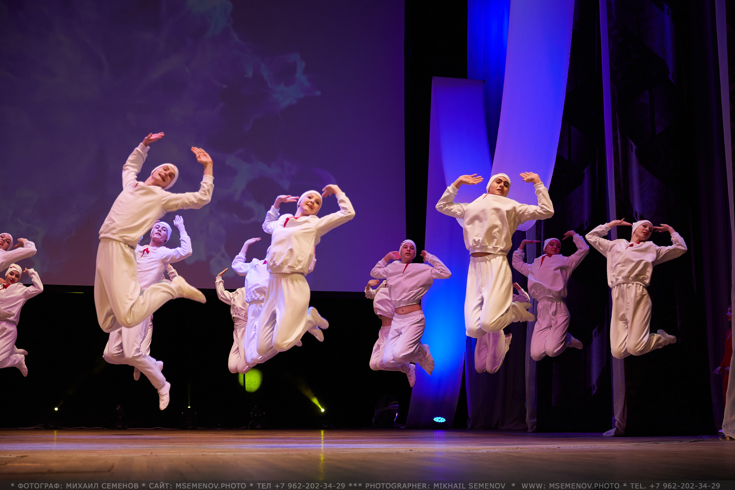 АНОНС Выпускной «Счастливое детство» 2023. Photographer for business Mikhail Semenov. Aqua photo studio, photo school