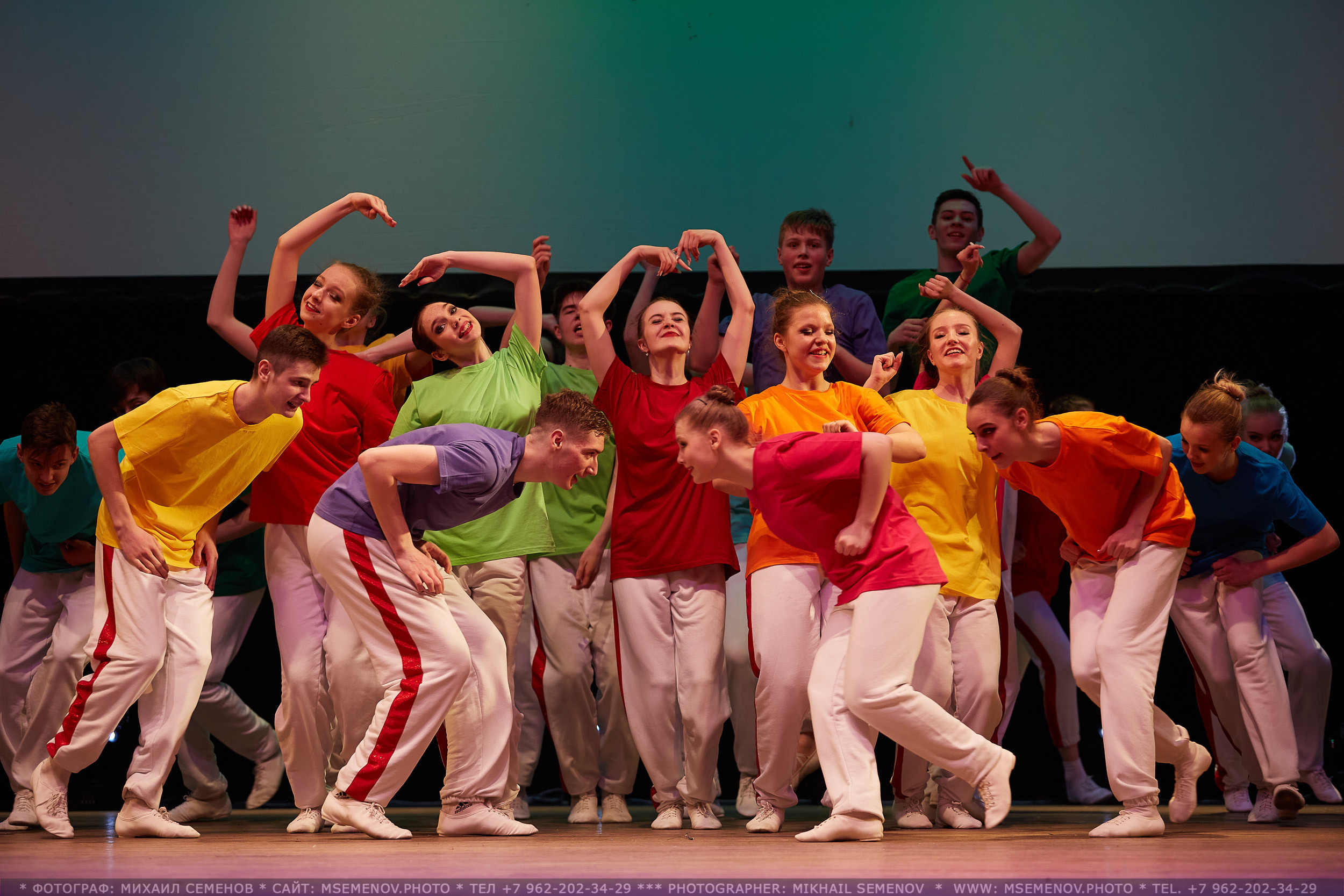 АНОНС Выпускной «Счастливое детство» 2023. Photographer for business Mikhail Semenov. Aqua photo studio, photo school