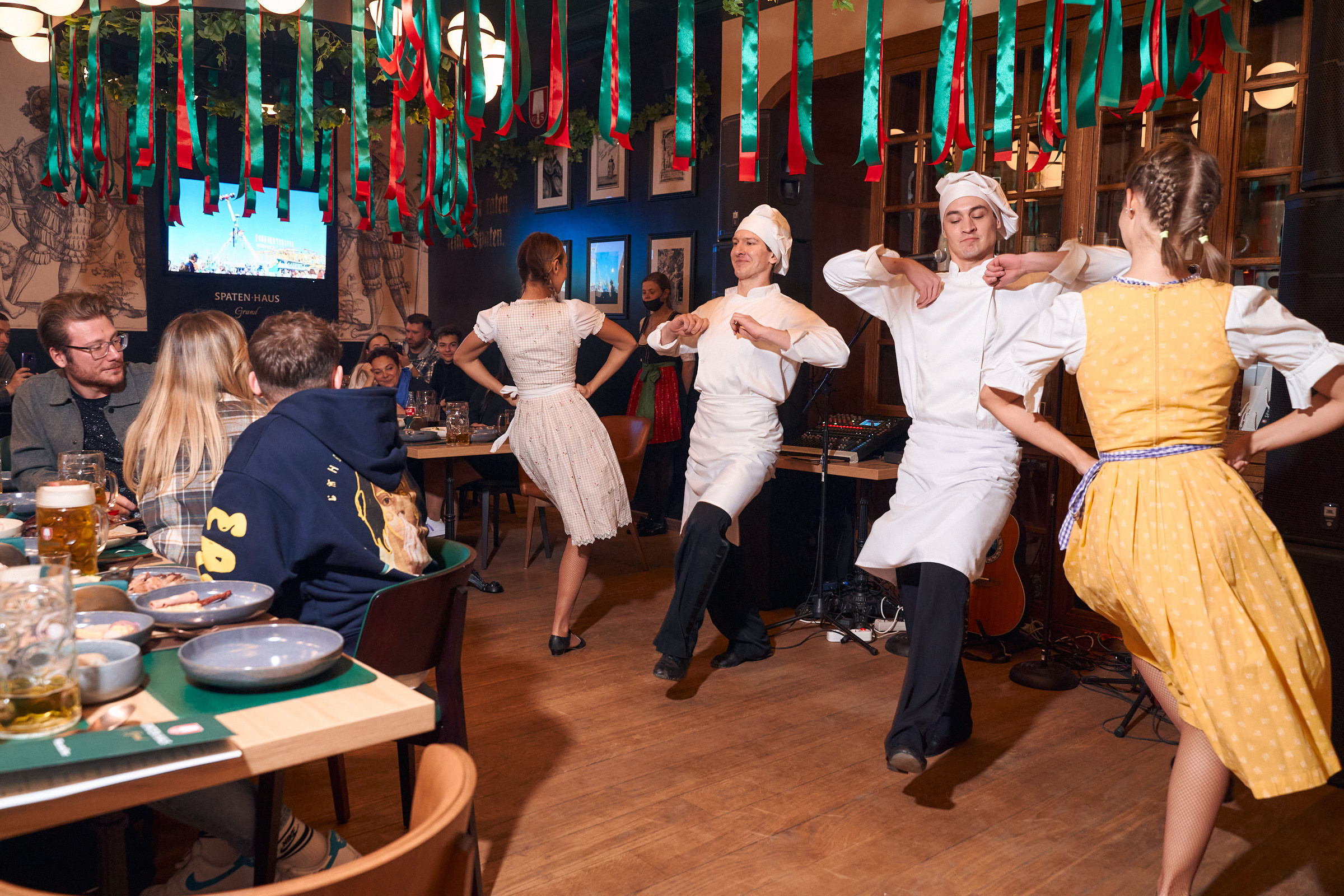 Яркие моменты репортажных съёмок в Москве | Фотограф Константин Мамонтов