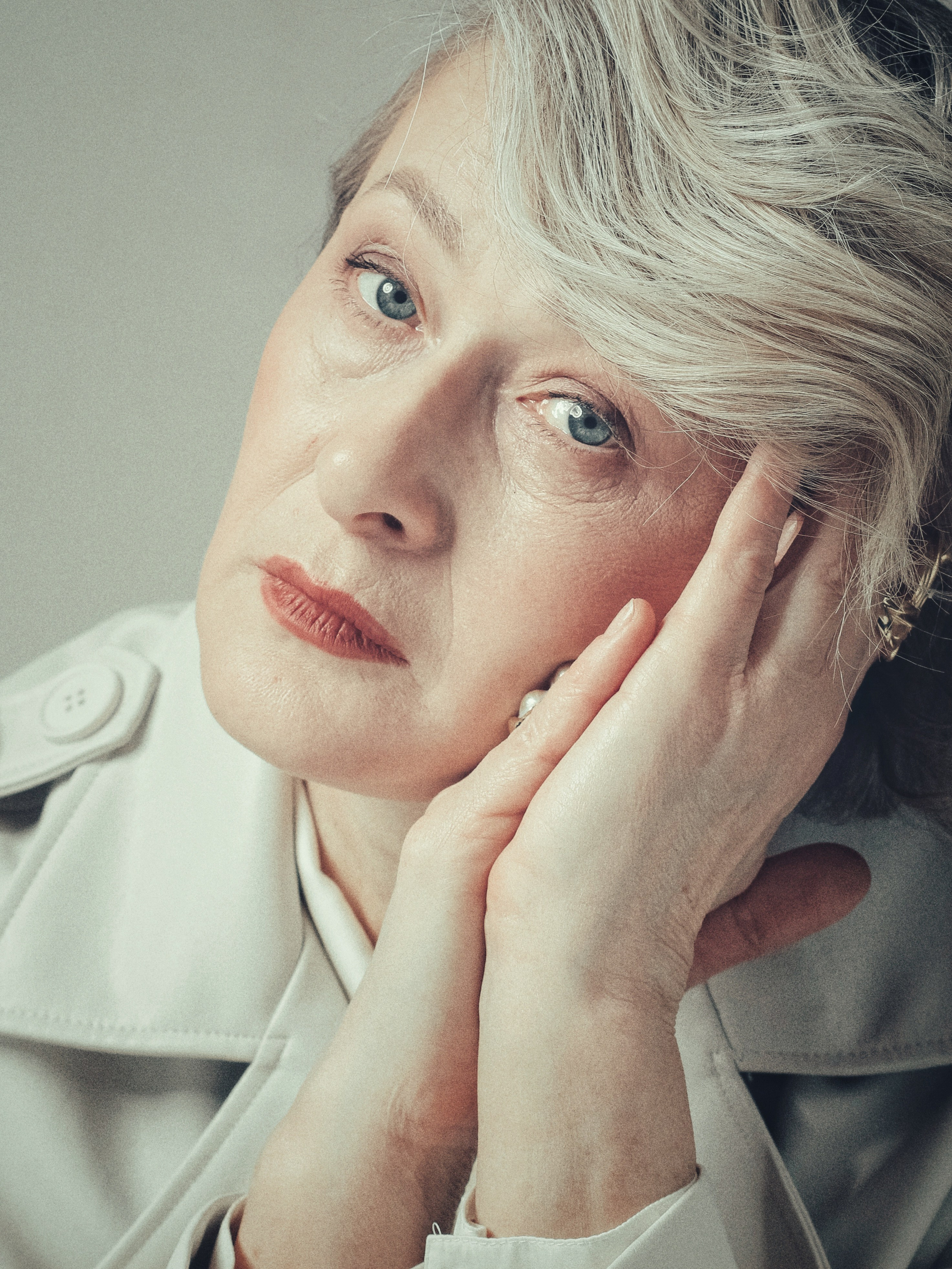 Возрастной женский портрет. Фотограф Евгения Никишина