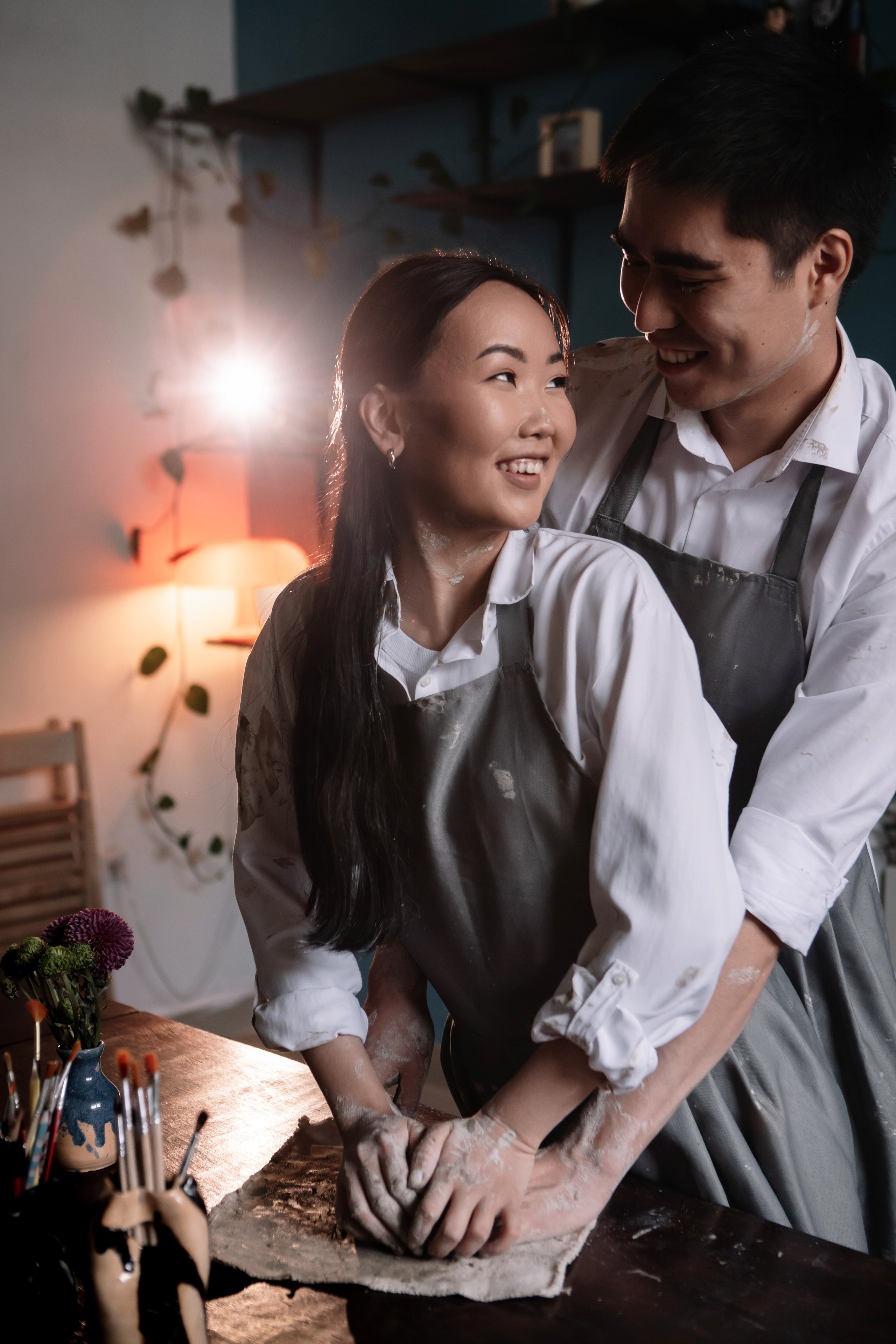 Love story в гончарной мастерской. Свадебный и семейный фотограф в Элисте Лиджик Сарлов