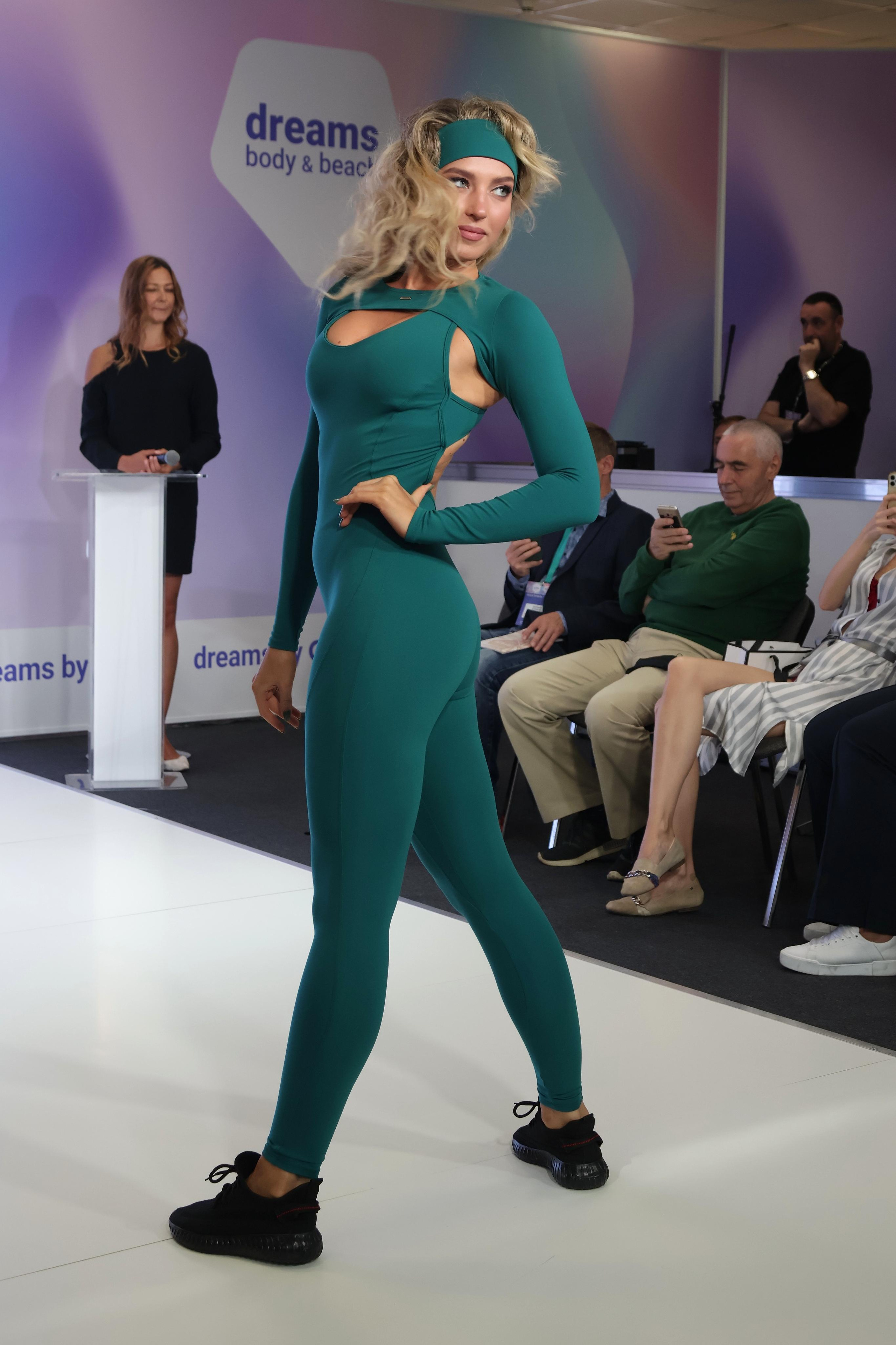 Показ бренда FORSTRONG на выставке CPM