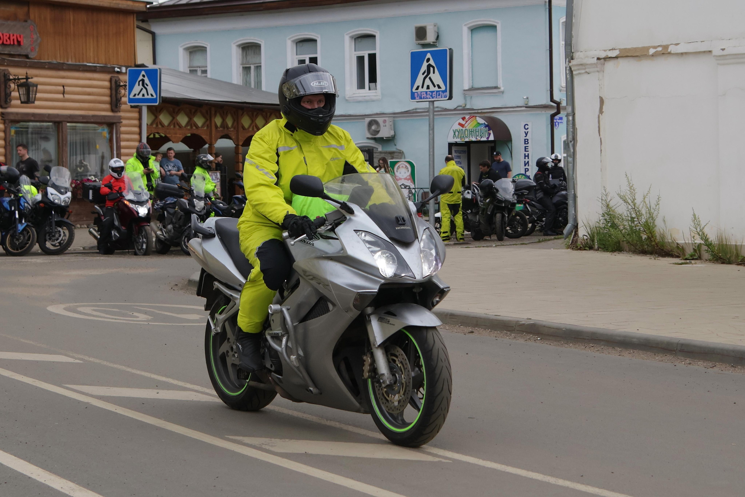 Мото выезд в Ростов Великий. Спортивный и репортажный фотограф Ермакова Светлана