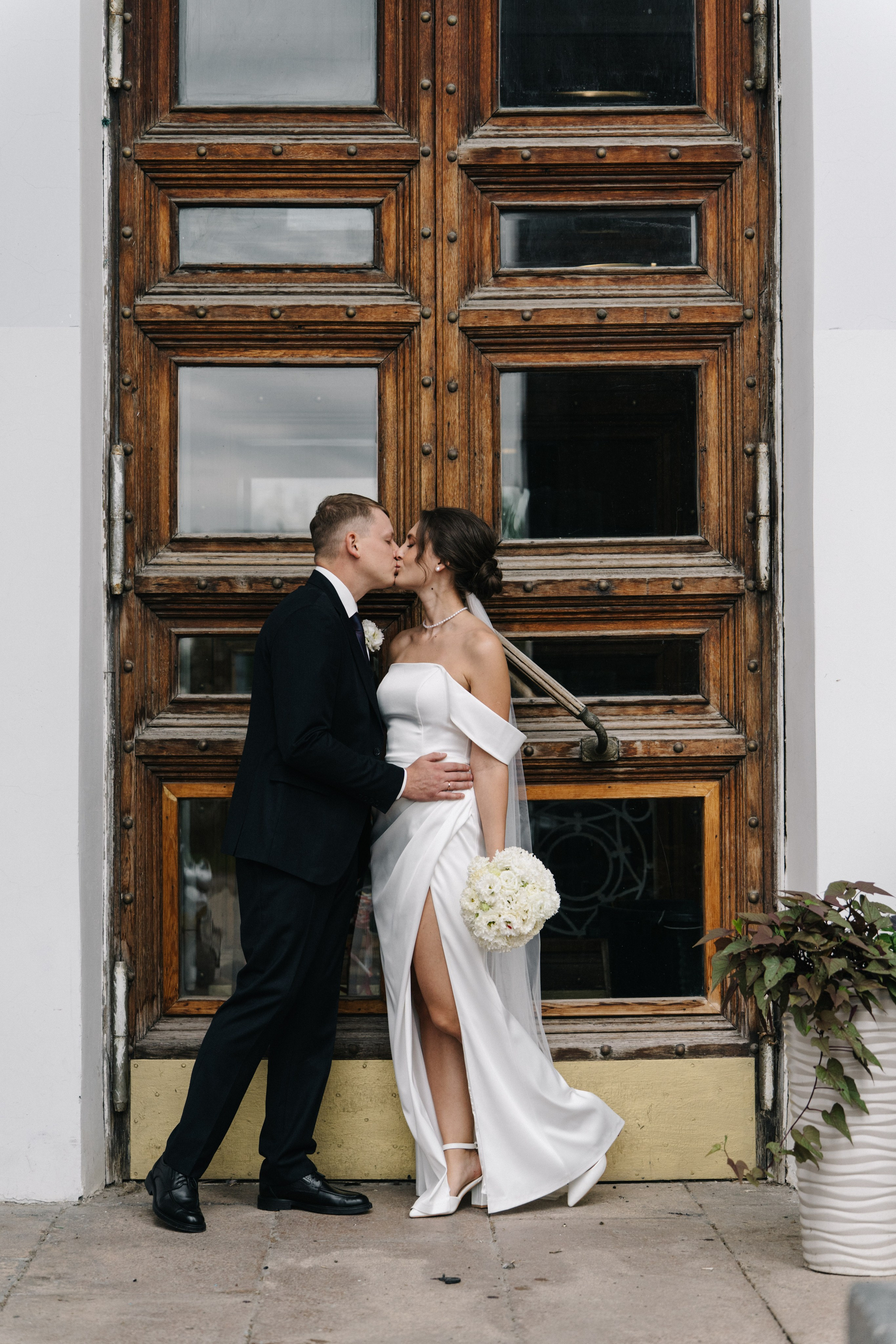 Арина и Дмитрий. Свадебный и Мужской фотограф