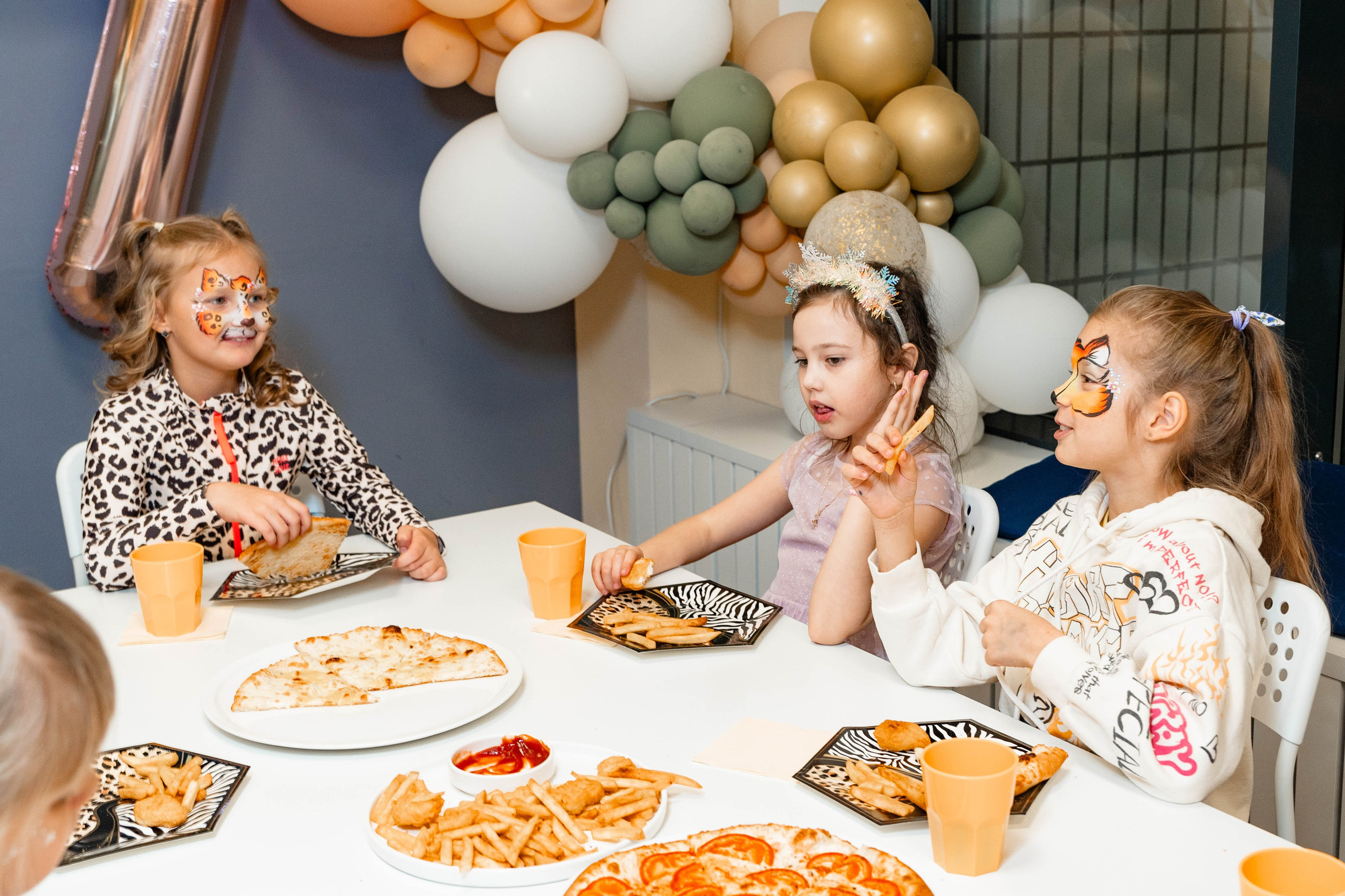 День Рождения Лауры в TiDi-клуб. Фотограф Никита Комаров