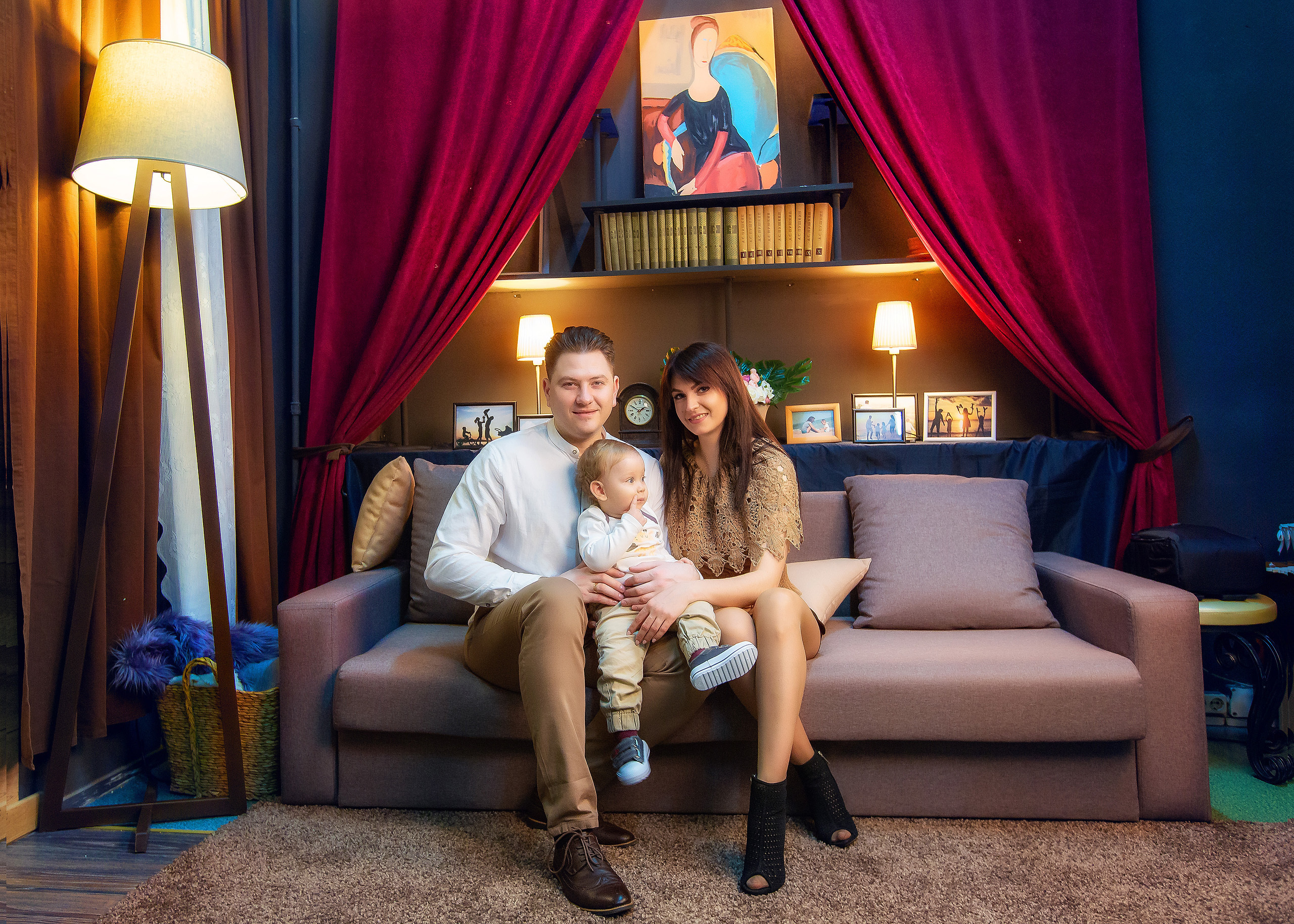 Семейная фотосессия в фотостудии. Свадебный фотограф в Барановичах Вячеслав Шах-Гусейнов, фотошкола