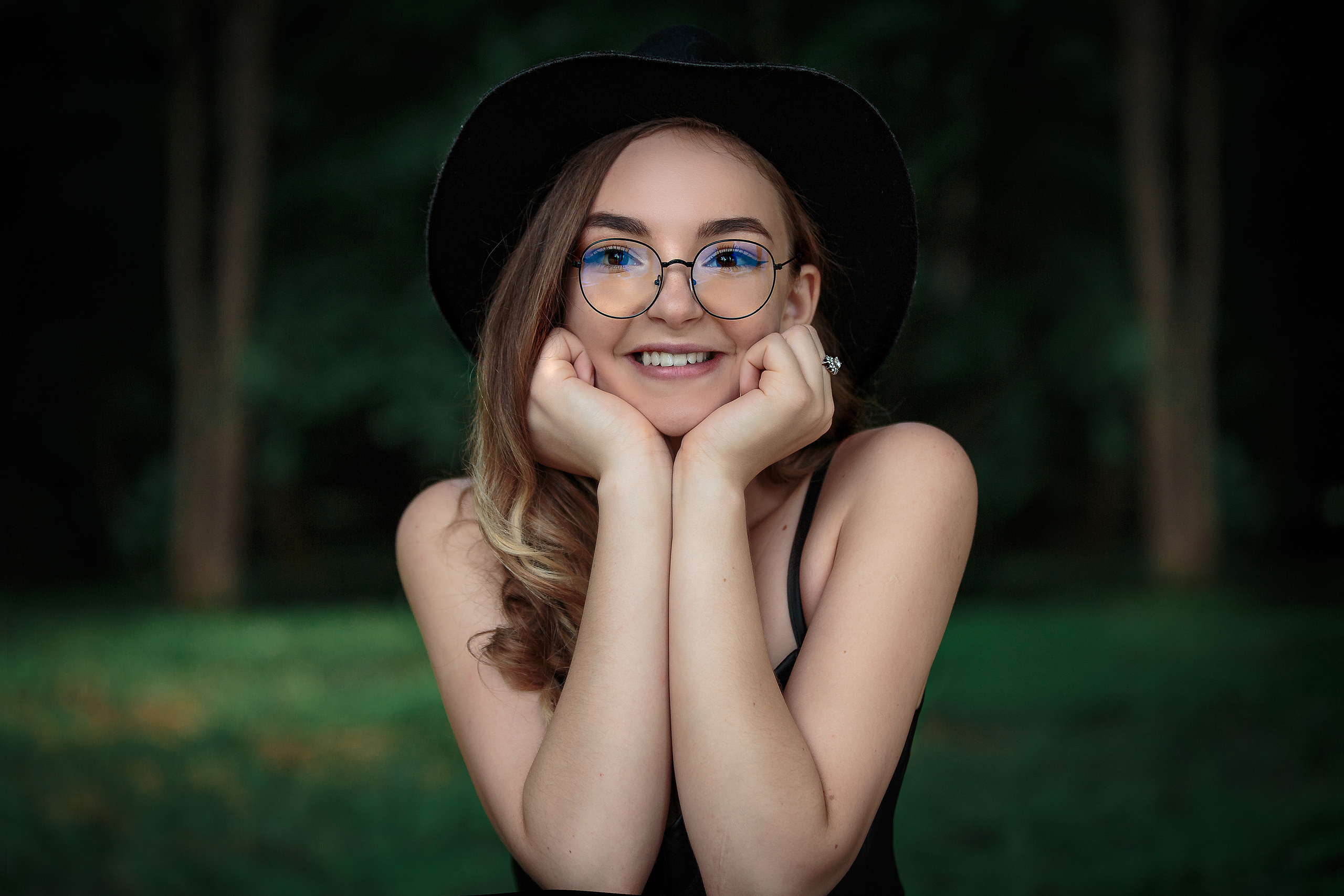 Love Story или предсвадебная фотосессия в Барановичах и Несвиже. Свадебный фотограф в Барановичах Вячеслав Шах-Гусейнов, фотошкола