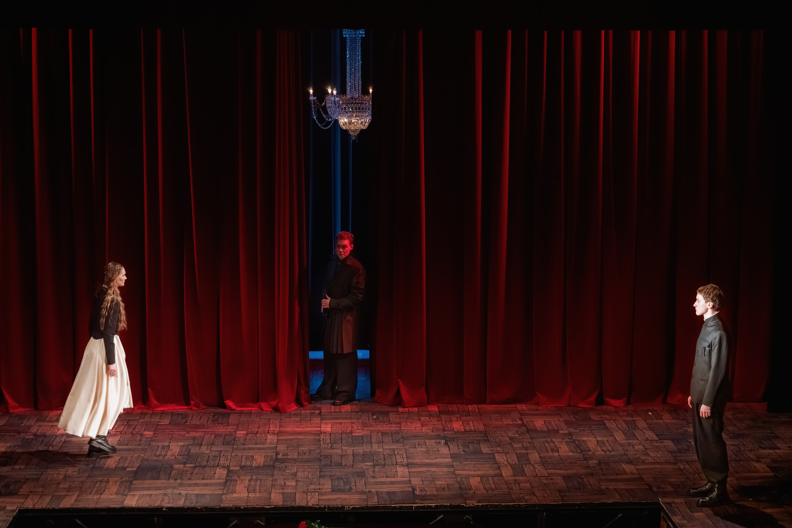 Театр на Таганке: Гамлет. Сайт фотографа Сергея Абрамова