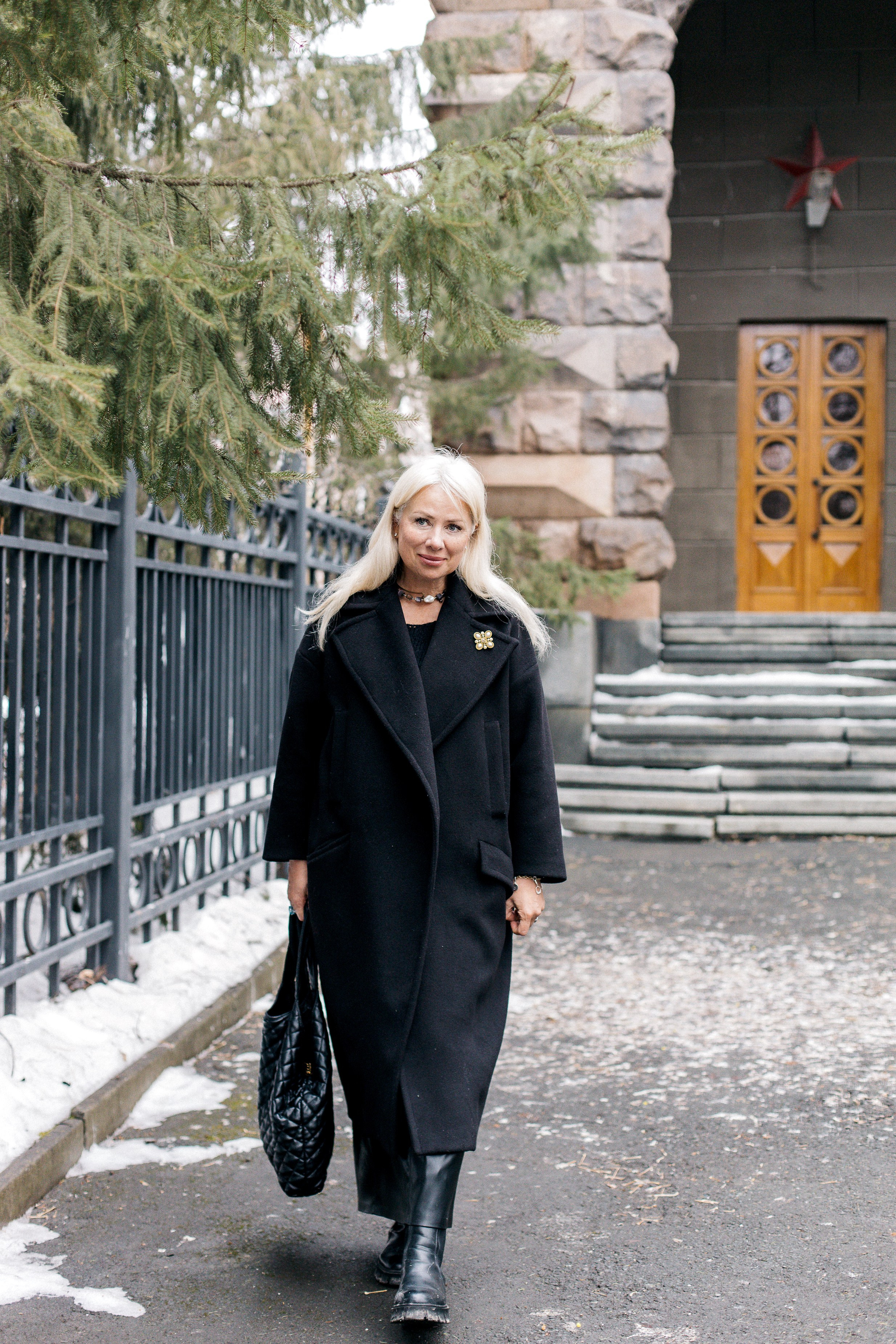 Полина, весна. Семейный фотограф Трусова Евгения в Екатеринбурге