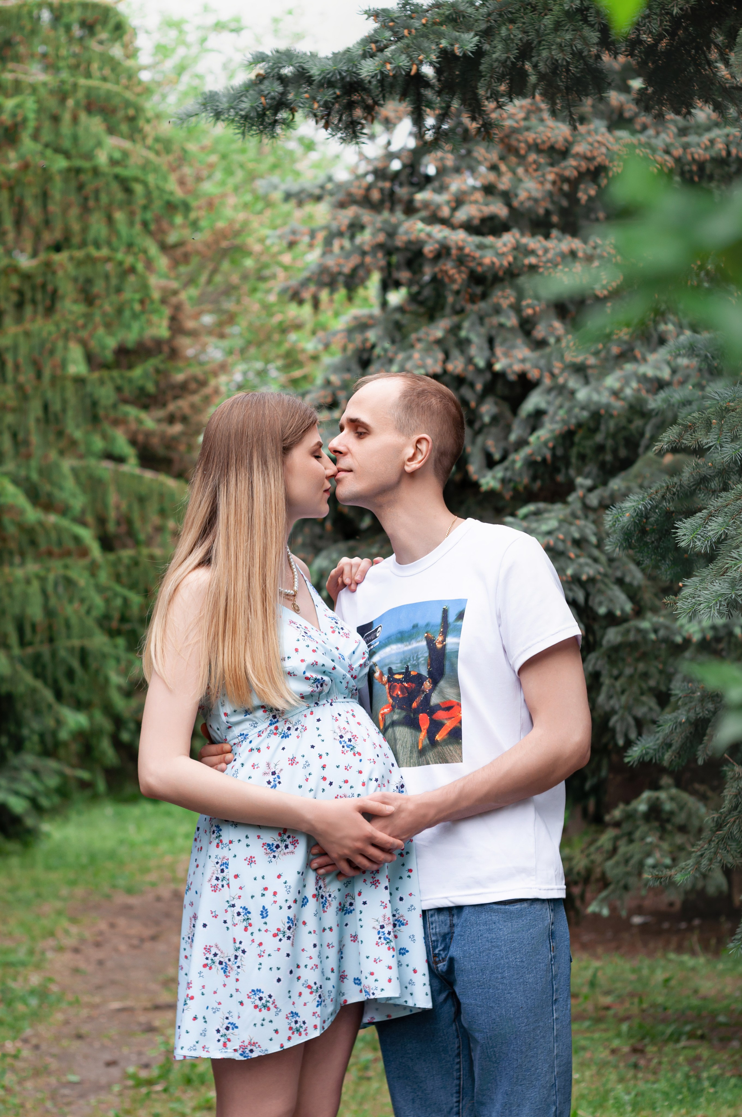 Марина и Никита, а парке. Семейный и свадебный фотограф Галина Абакумова, фотосессии в Белгороде