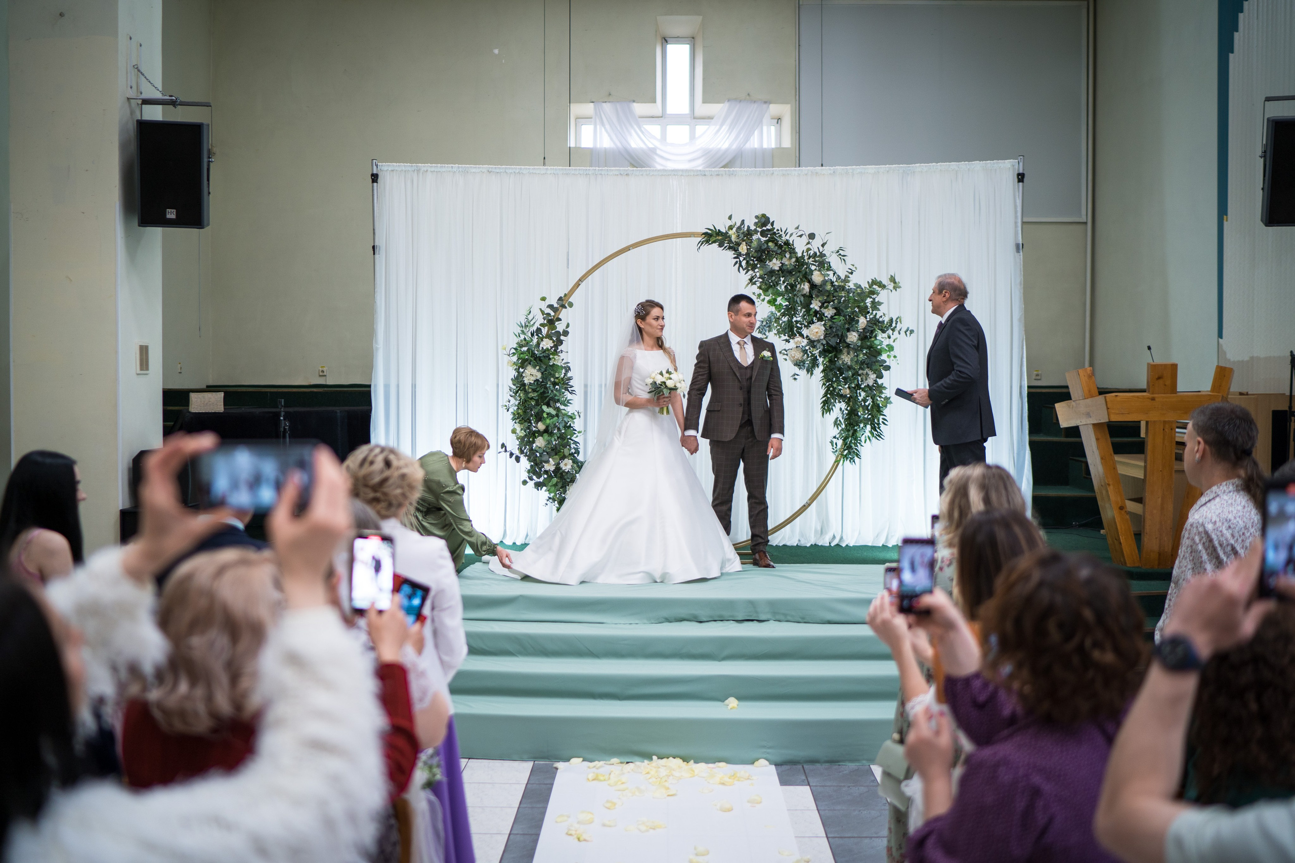 Фотосъемка венчания в Москве. Каталожная и промышленная съемка в Москве Александр Плонский