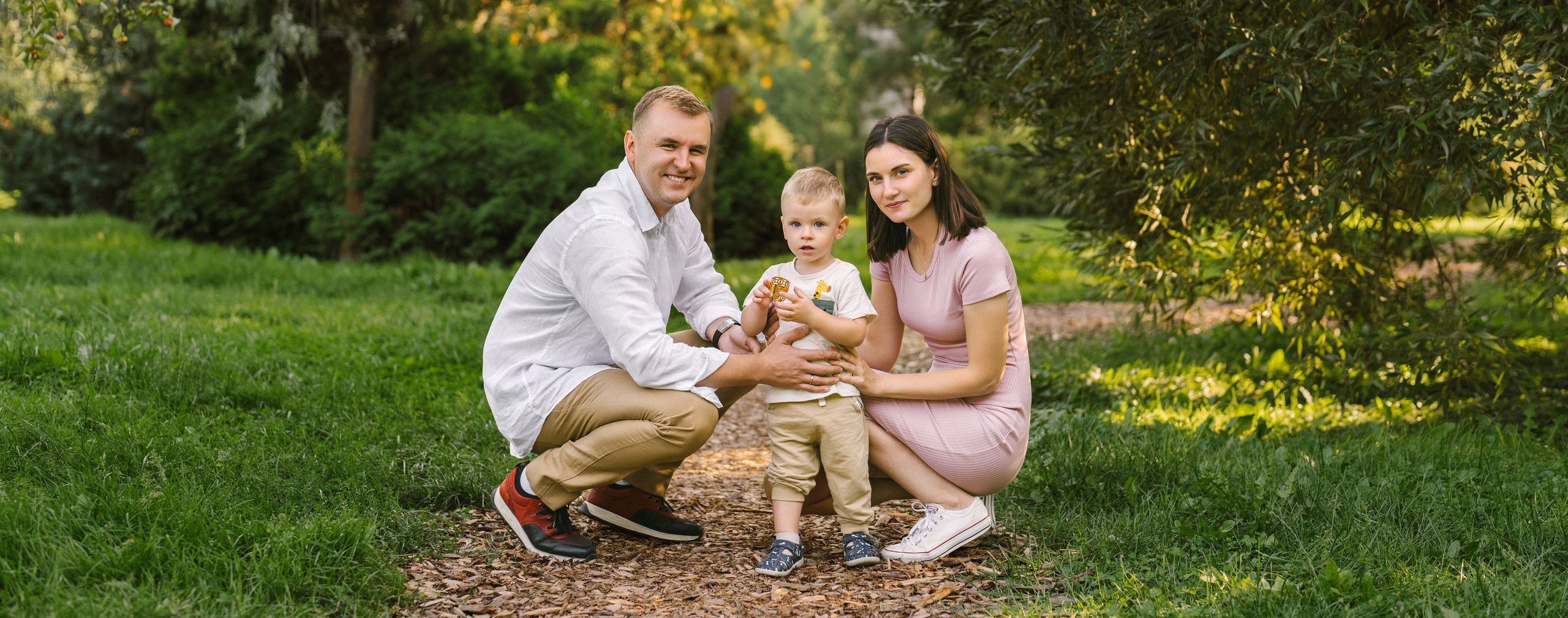 Семейная фотосессия в парке. Детский, семейный и ньюборн фотограф в Москве Юлия Шуарт