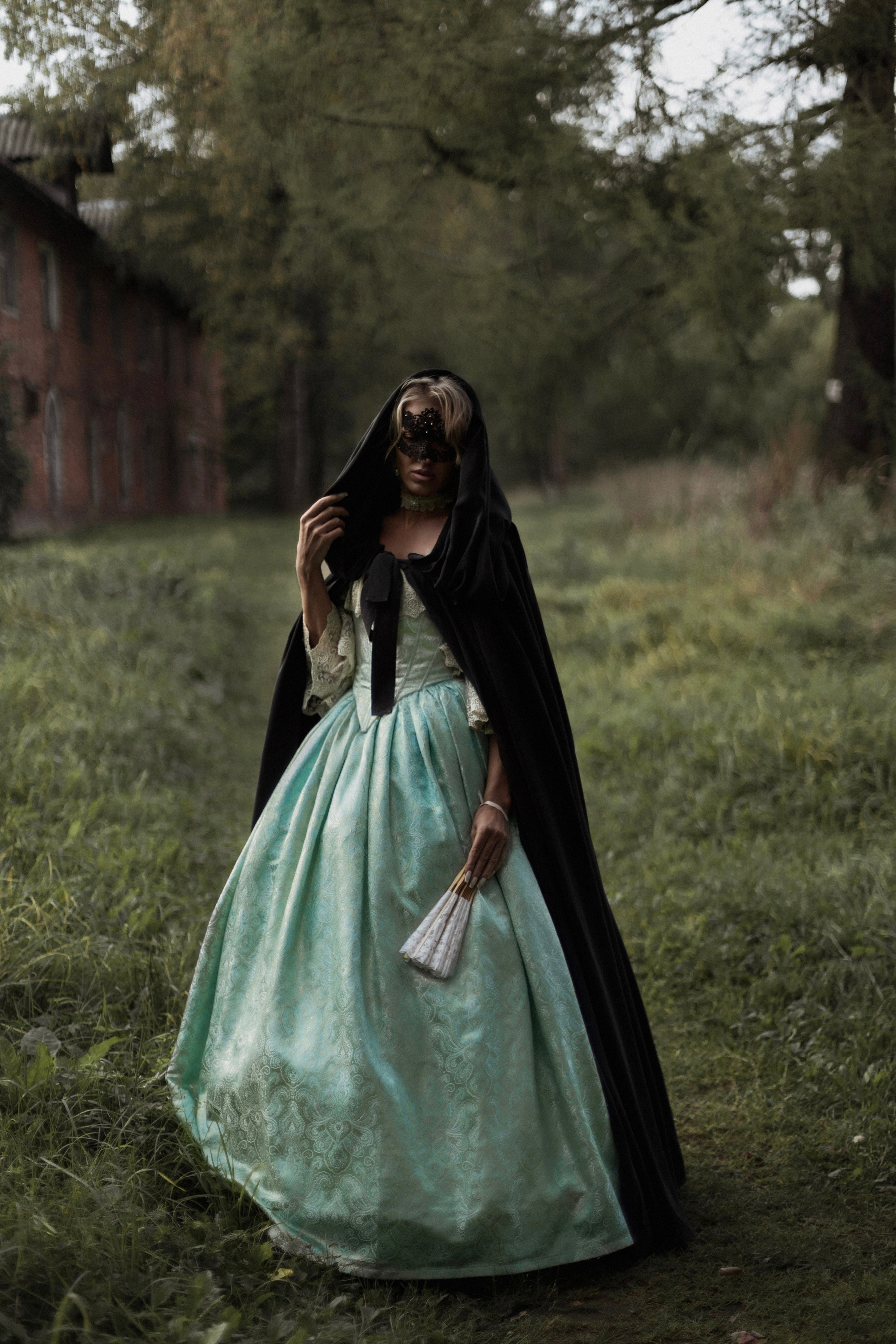 Уличные. Женский фотограф в Санкт-Петербурге, Москве и весь мир Алёна Мамаева