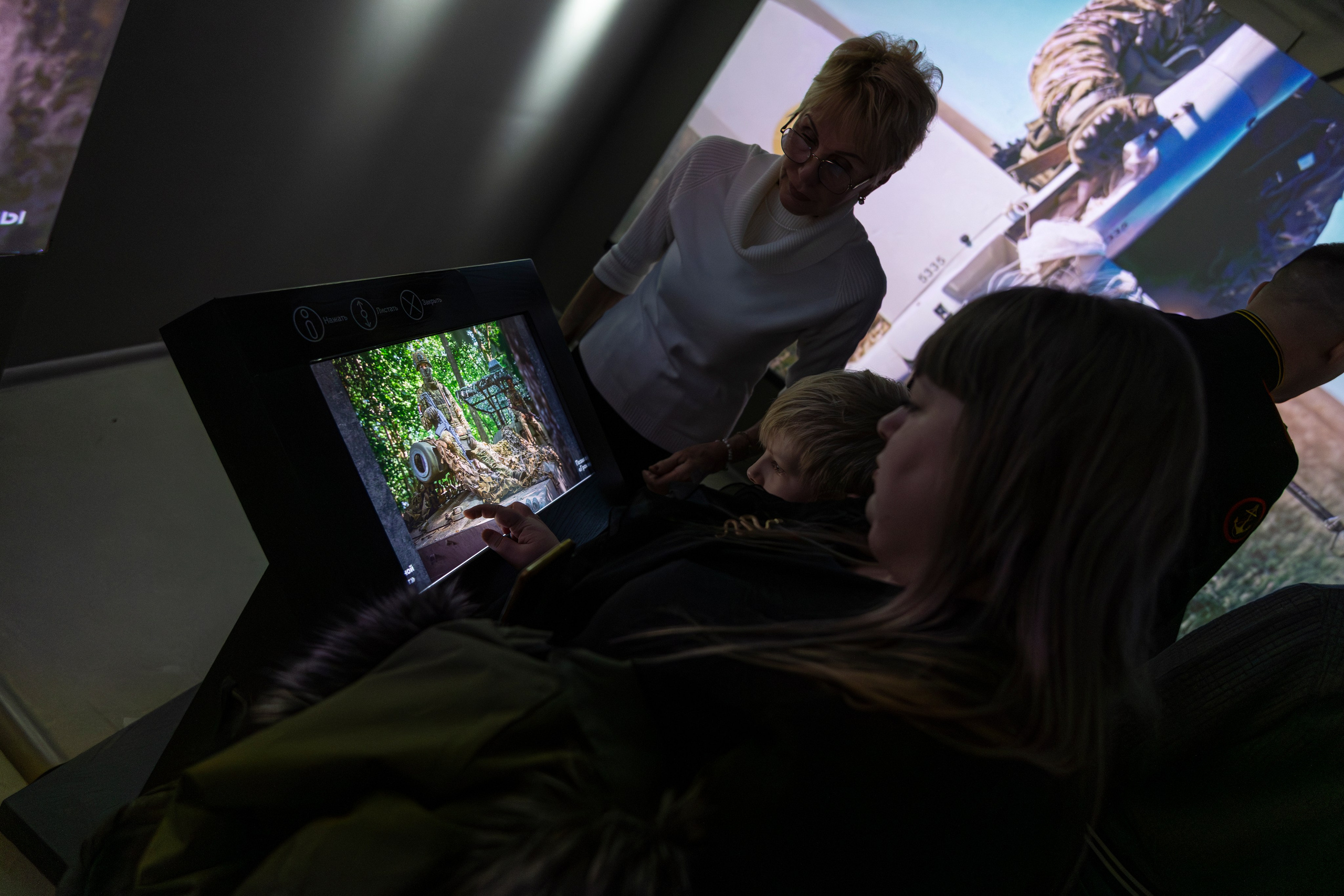 Выставка «Чёрные береты. Где мы, там — победа!». Олег Катакинов| Репортажный фотограф в городе у моря (Владивосток)