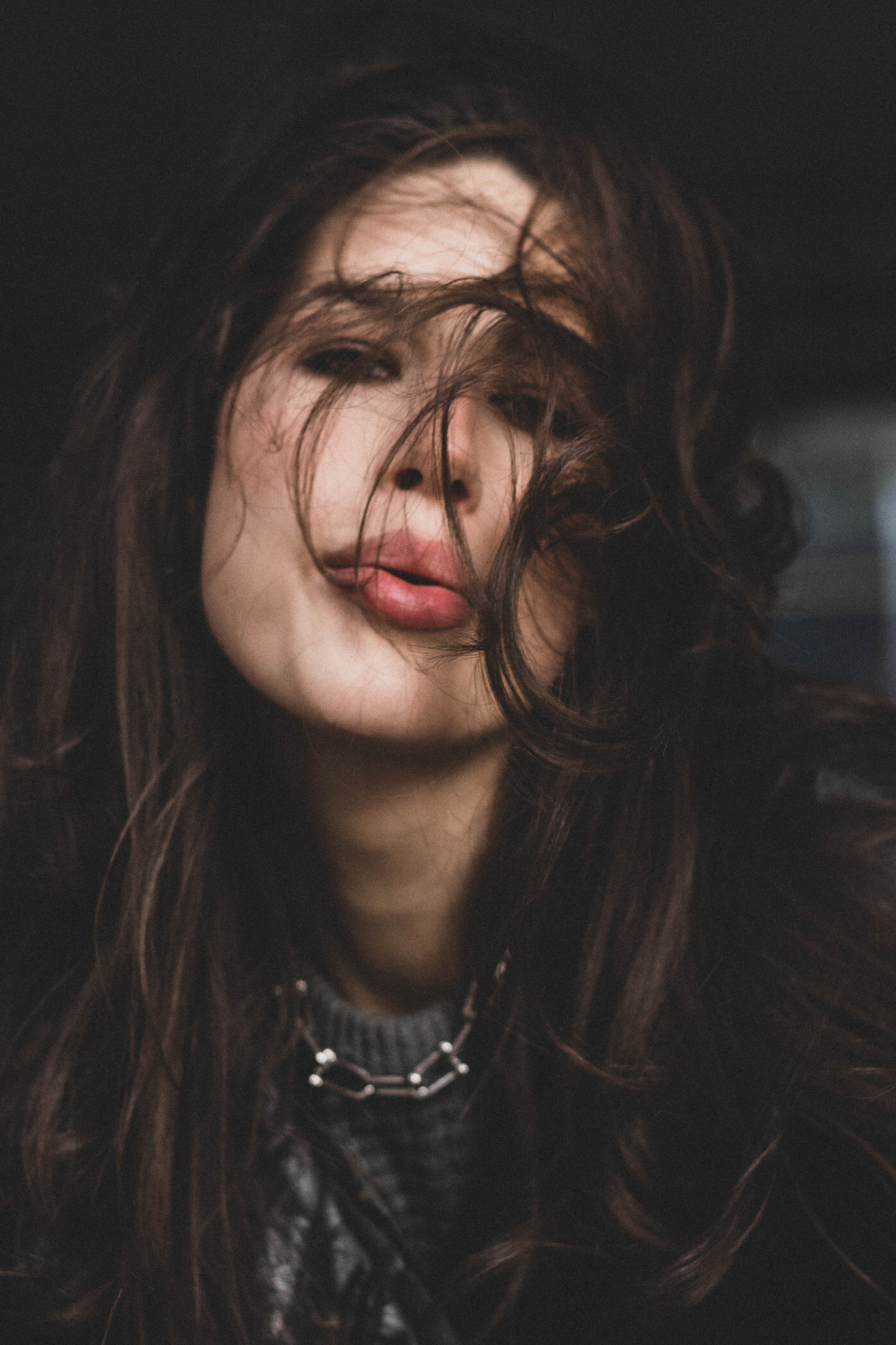 Злата. Женский портрет в городе. Портретный фотограф в Санкт-Петербурге Наталья Родионова