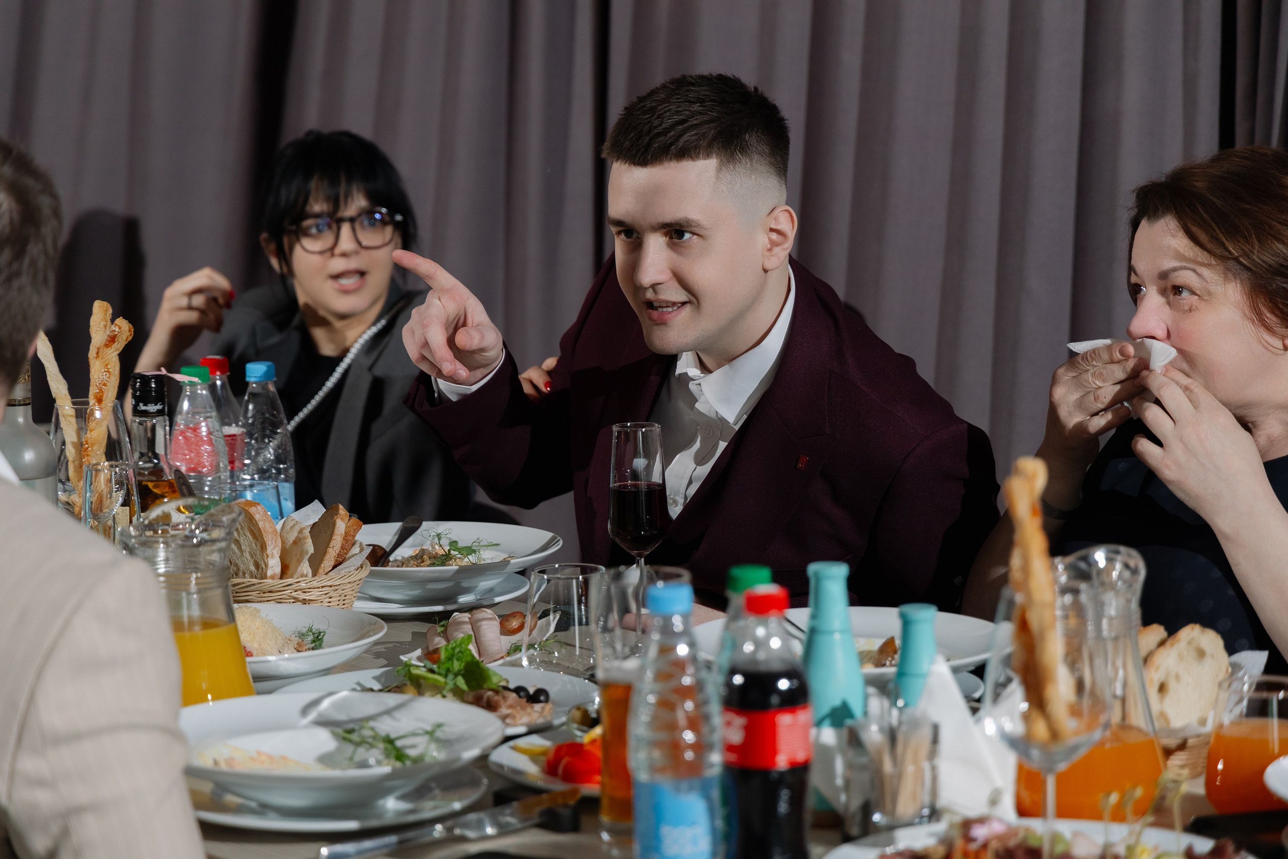 Фотосъемка юбилея в кафе BALDENINI в Минске. Свадебный фотограф в Минске/Беларуси Сергей Спиридонов